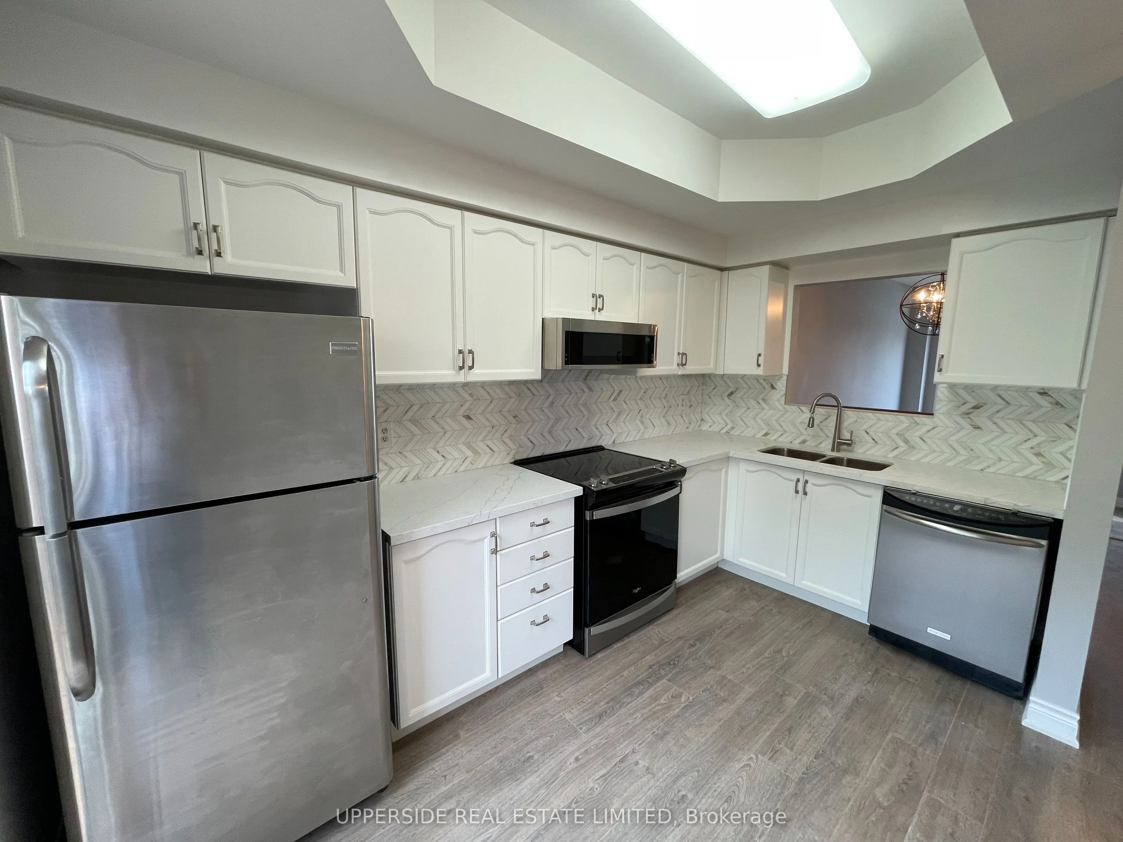 23 Observatory Lane, #10