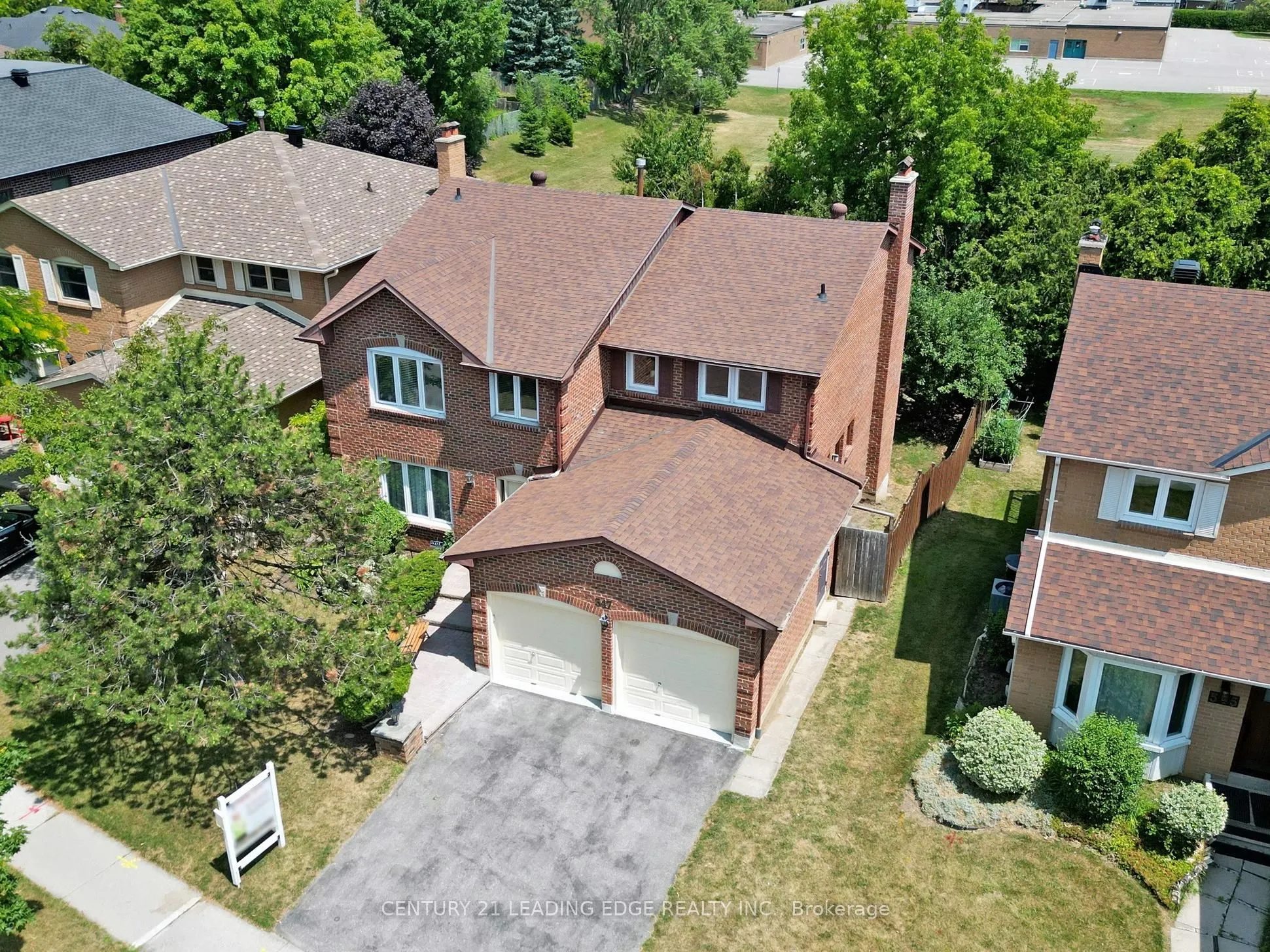 547 Village Parkway