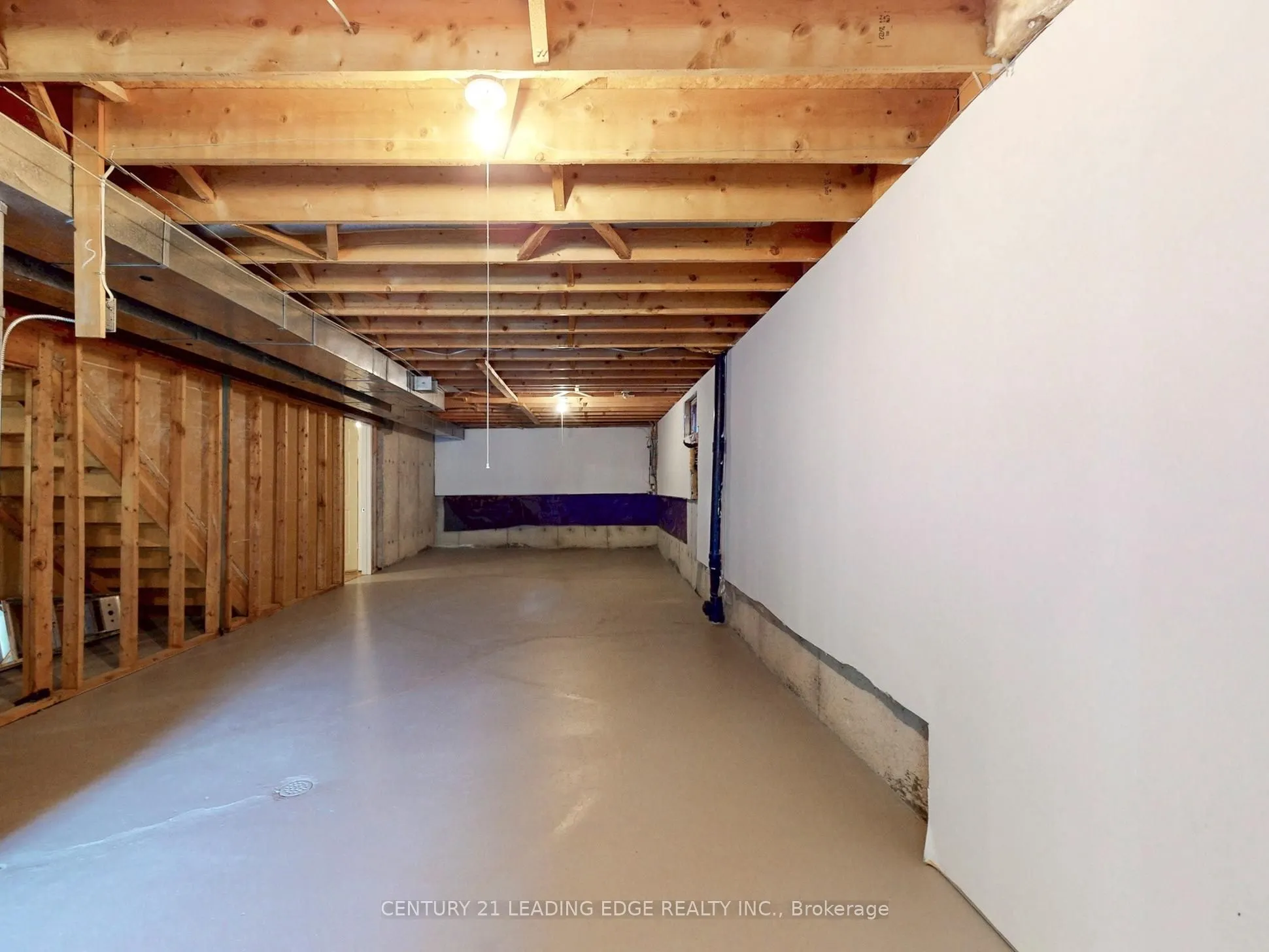 547 Village Parkway
