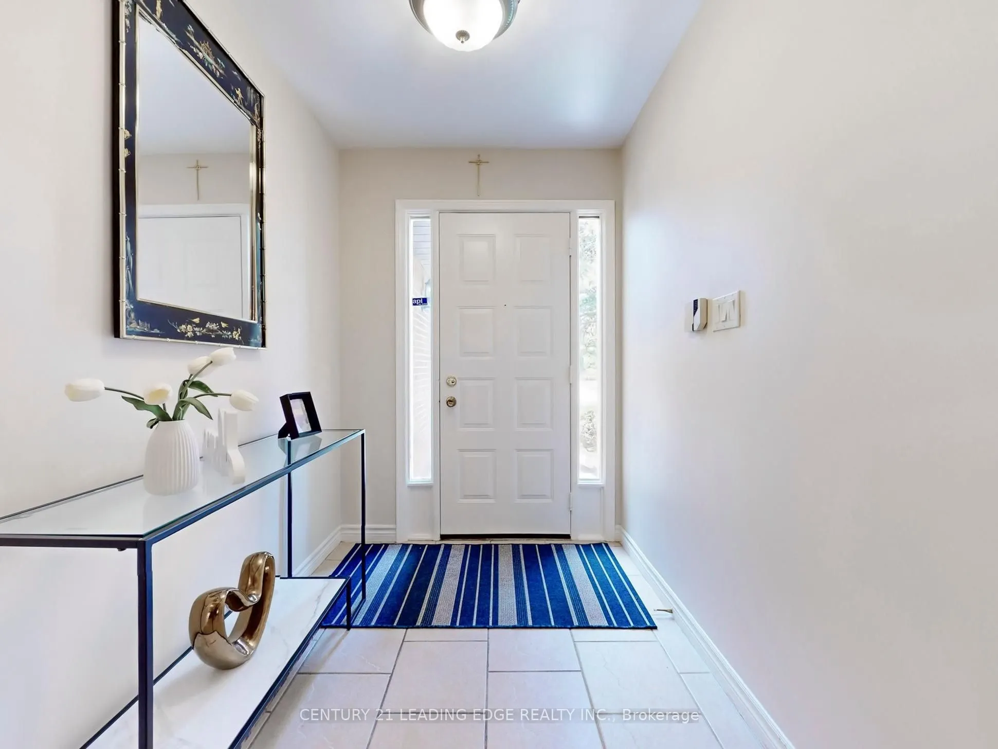 547 Village Parkway