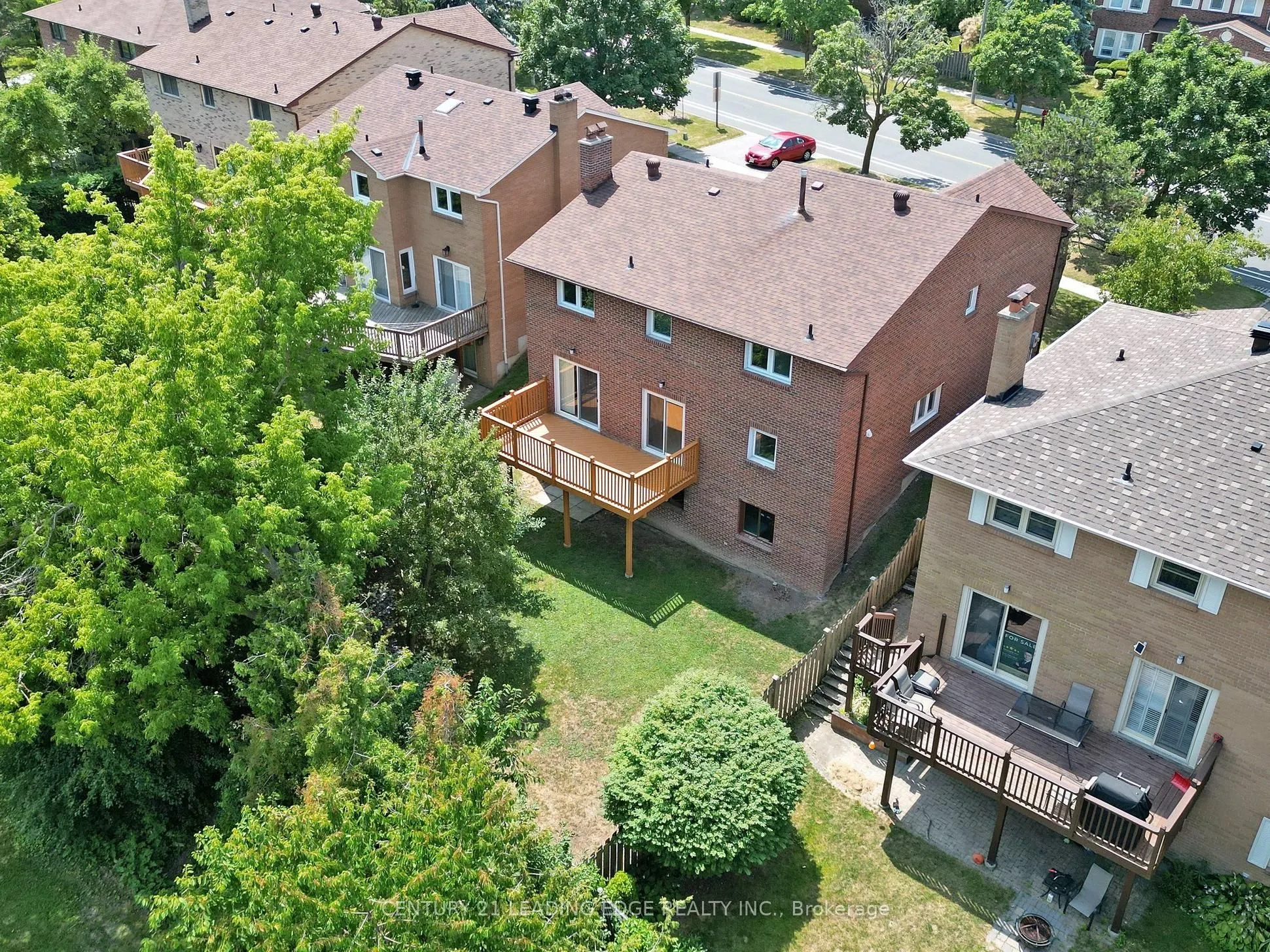547 Village Parkway