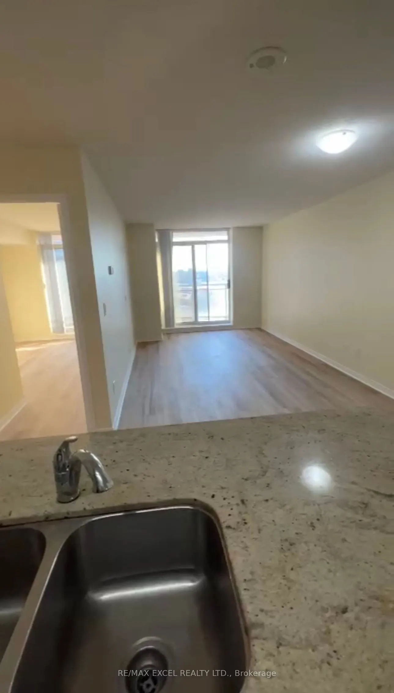 75 King William Crescent, #707