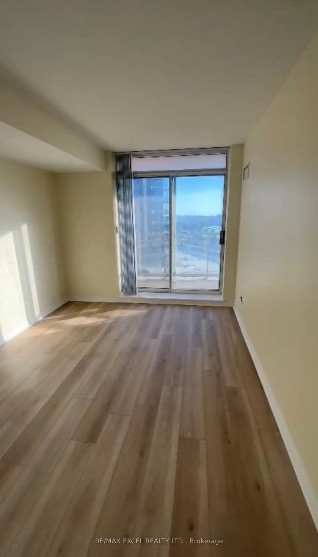 75 King William Crescent, #707