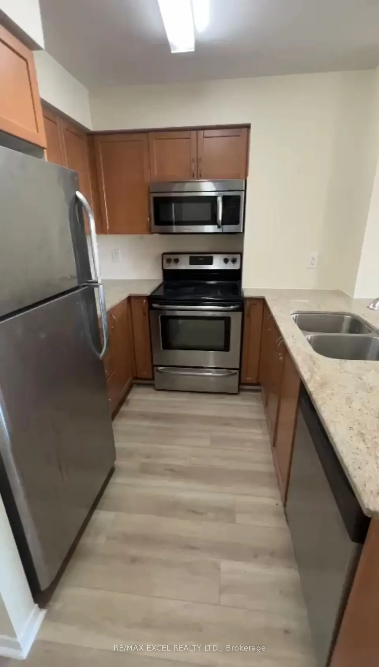 75 King William Crescent, #707