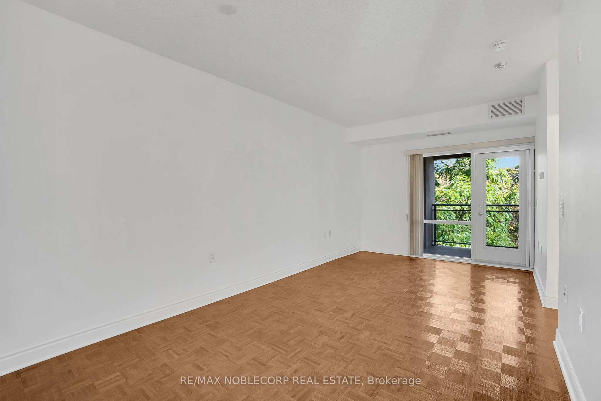 8201 Islington Avenue, #421