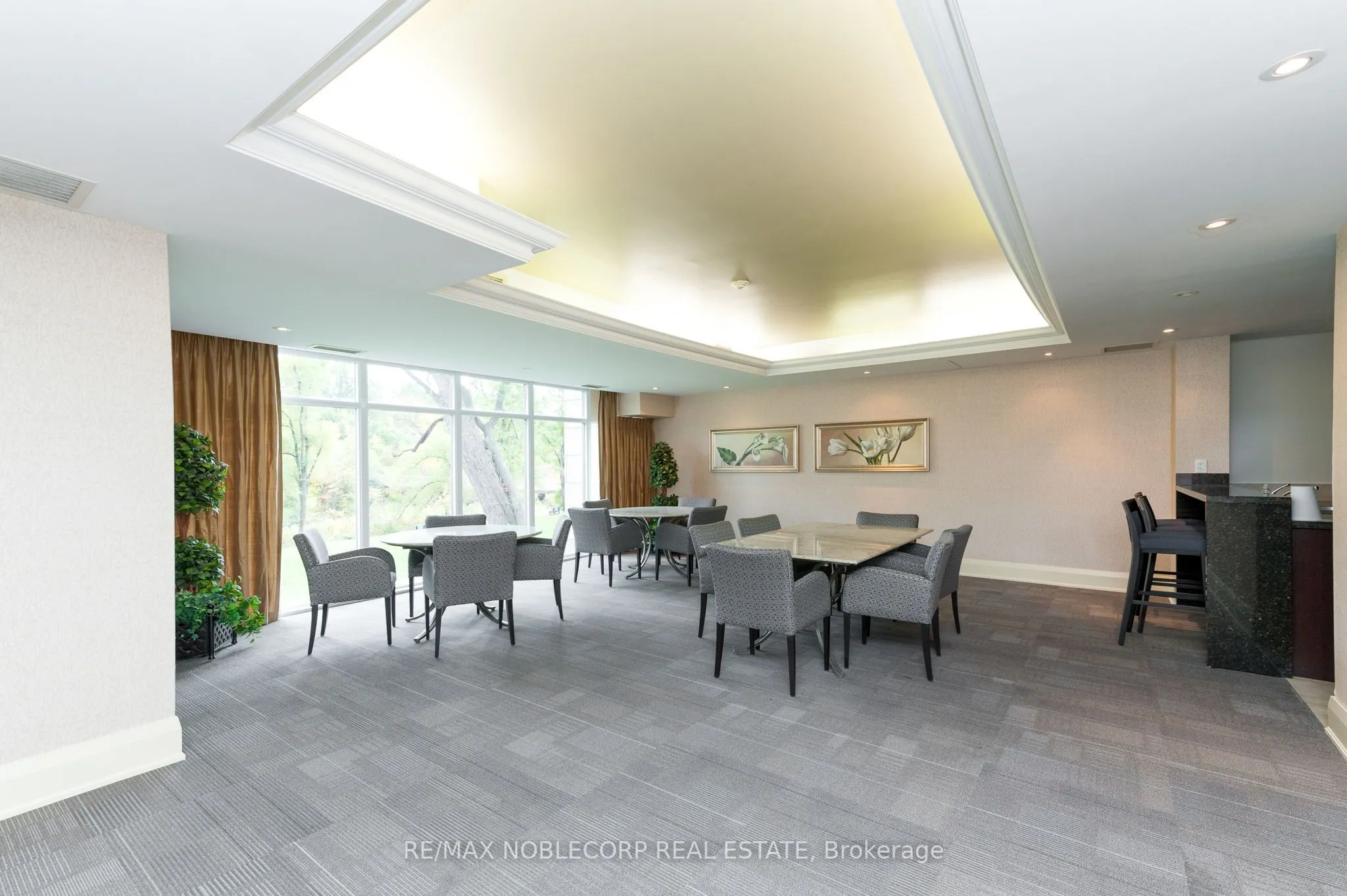 8201 Islington Avenue, #421