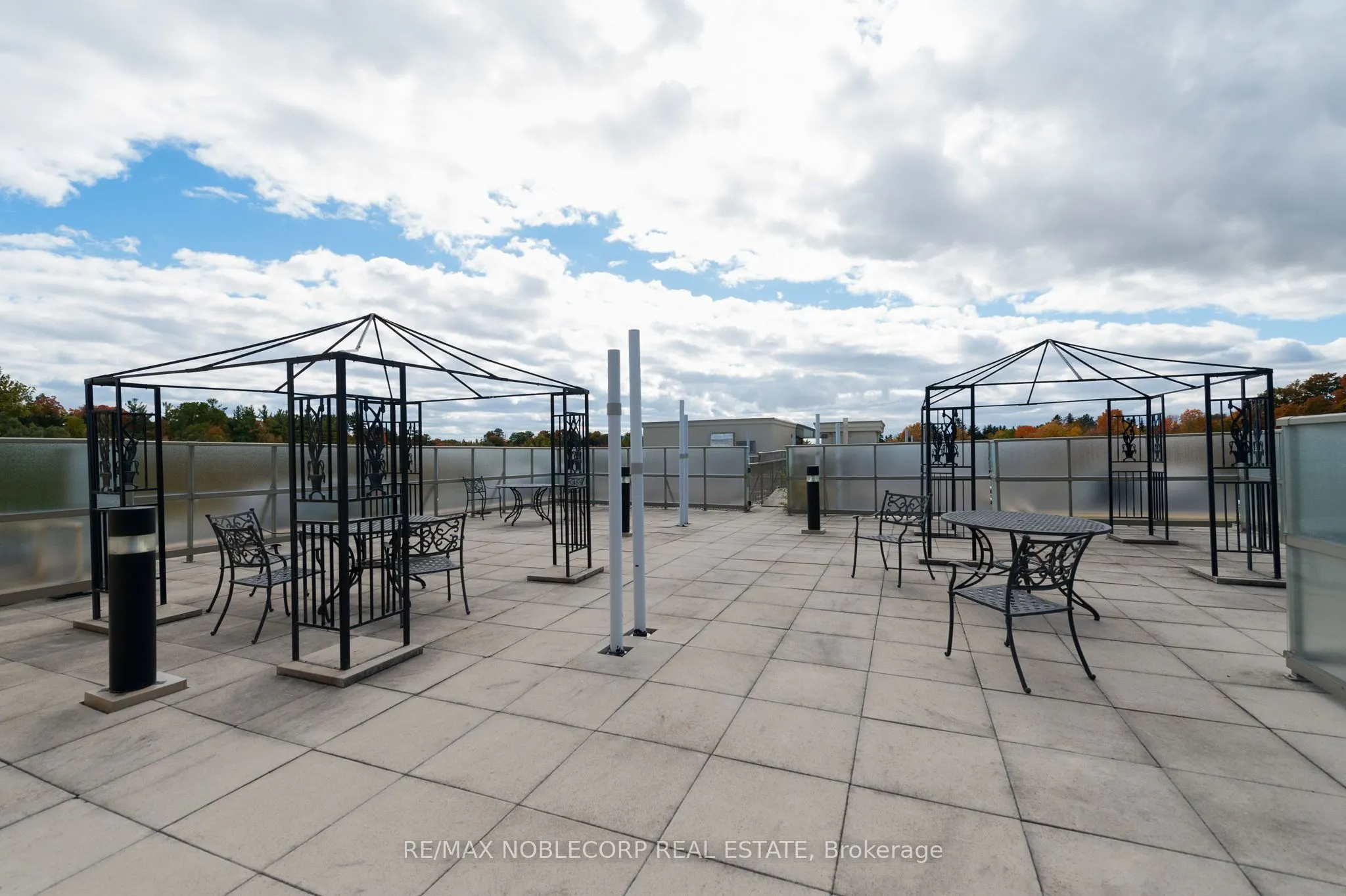 8201 Islington Avenue, #421