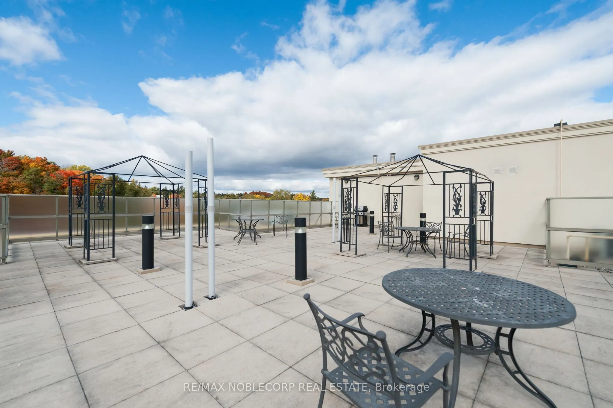 8201 Islington Avenue, #421