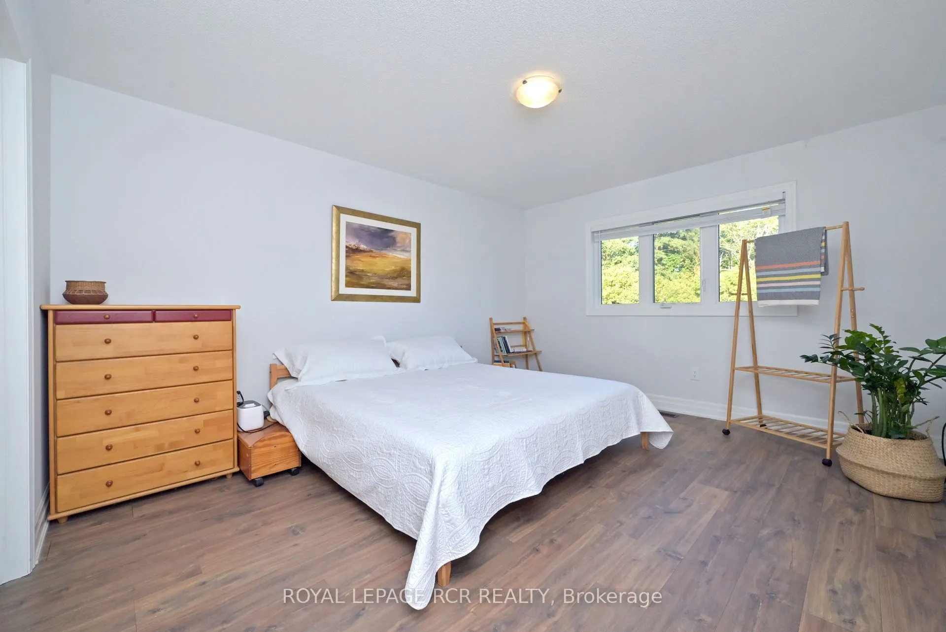 96 Wood Crescent