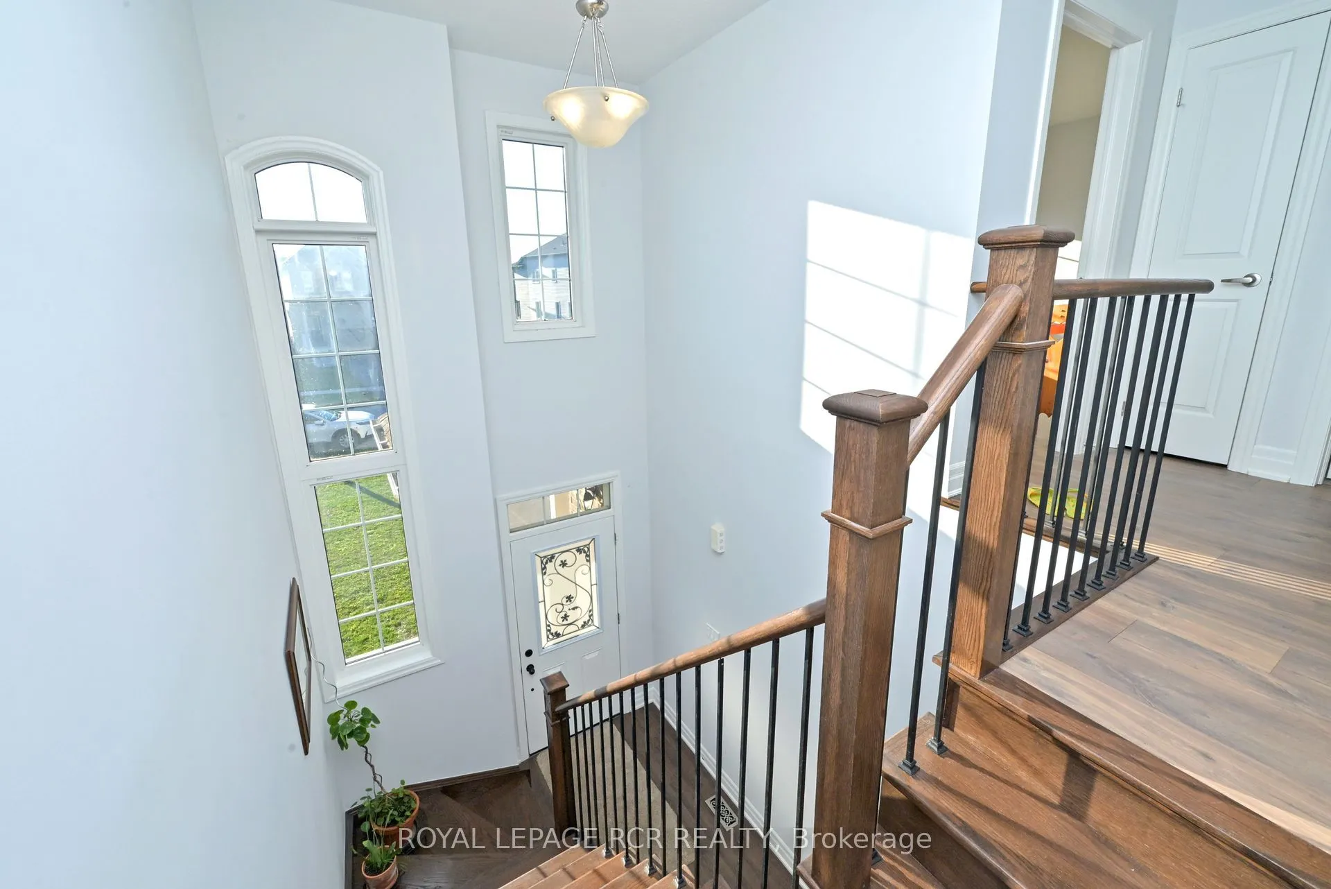 96 Wood Crescent
