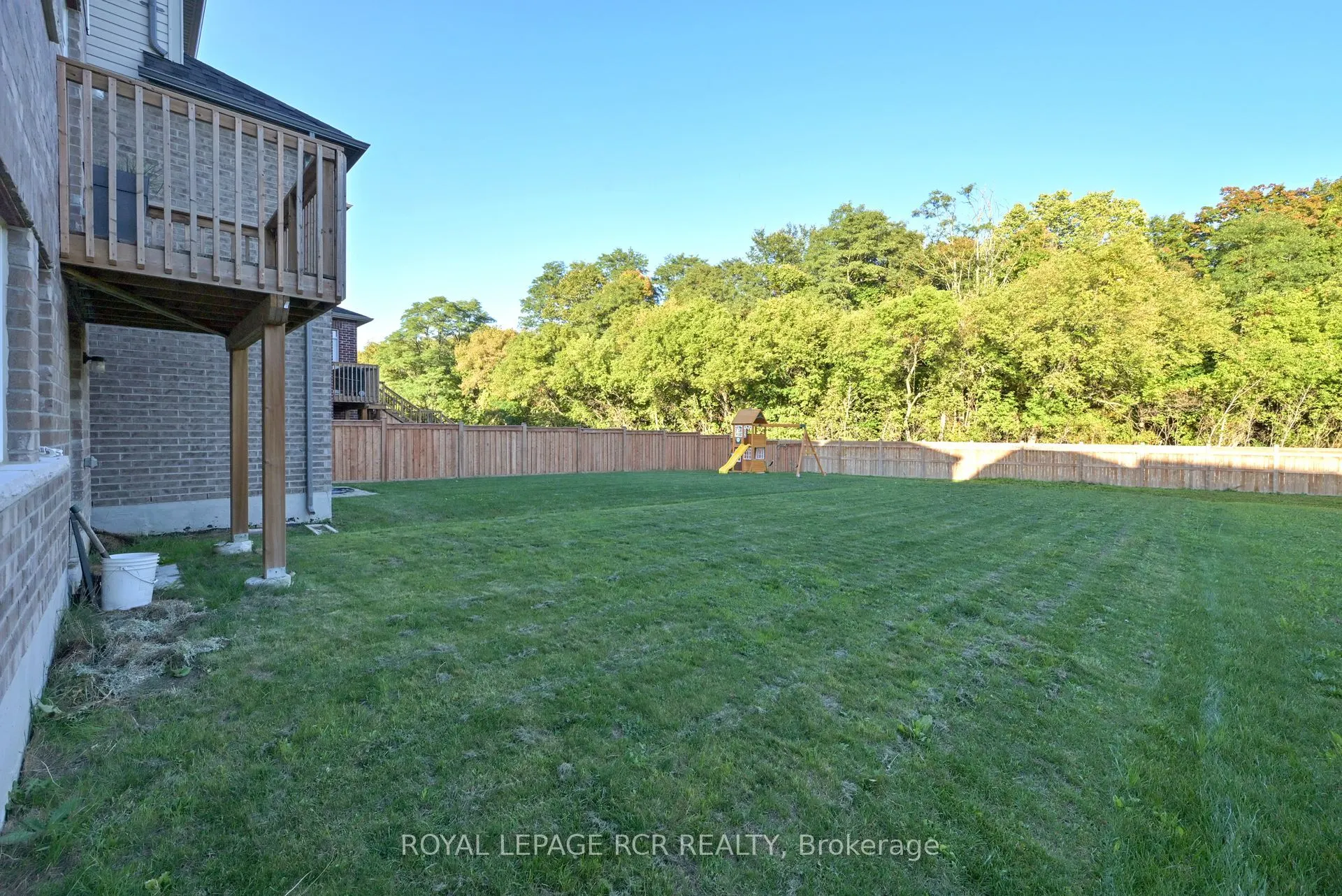 96 Wood Crescent