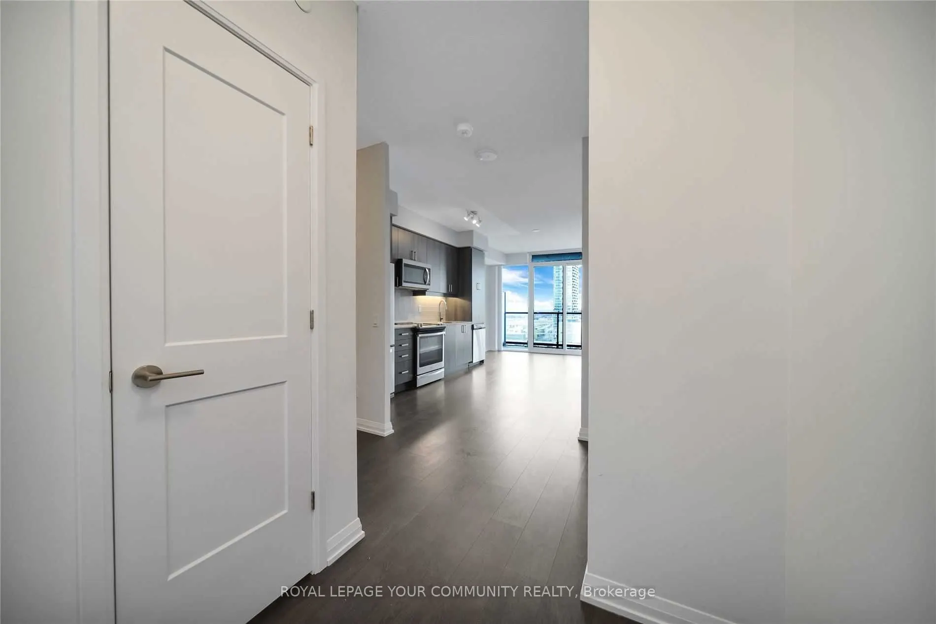 7895 Jane Street, #1211