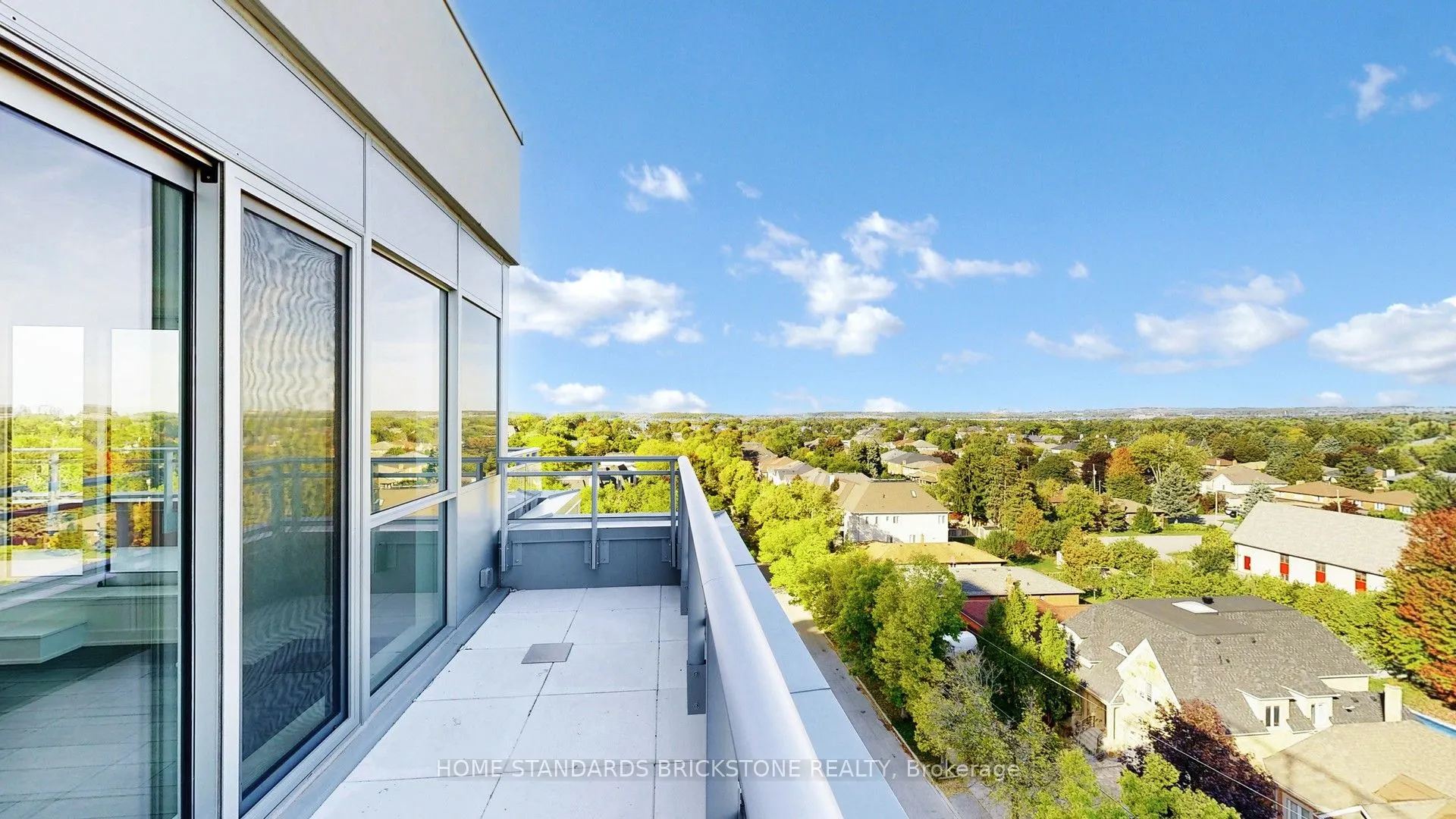 8888 Yonge Street, #711