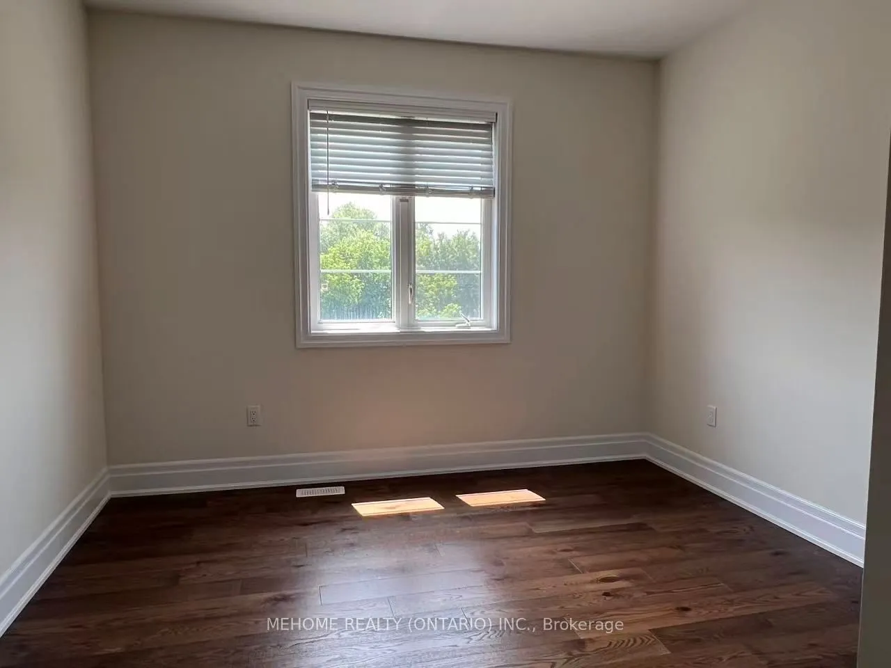 51 Bridgepointe Court