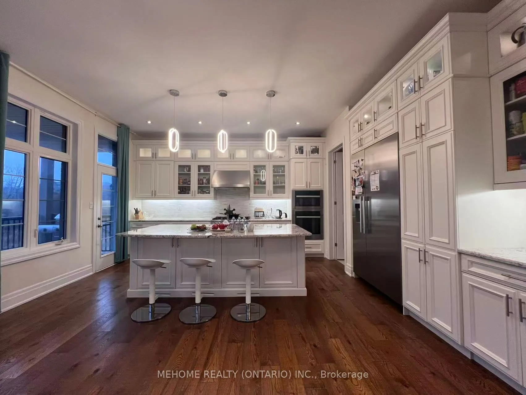 51 Bridgepointe Court