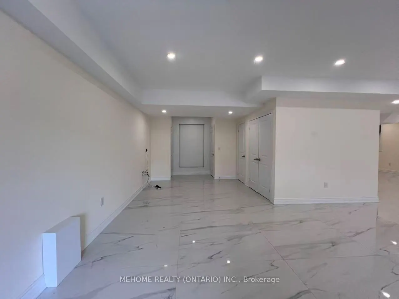 51 Bridgepointe Court