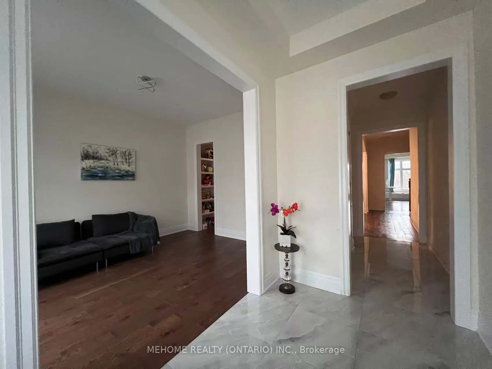 51 Bridgepointe Court