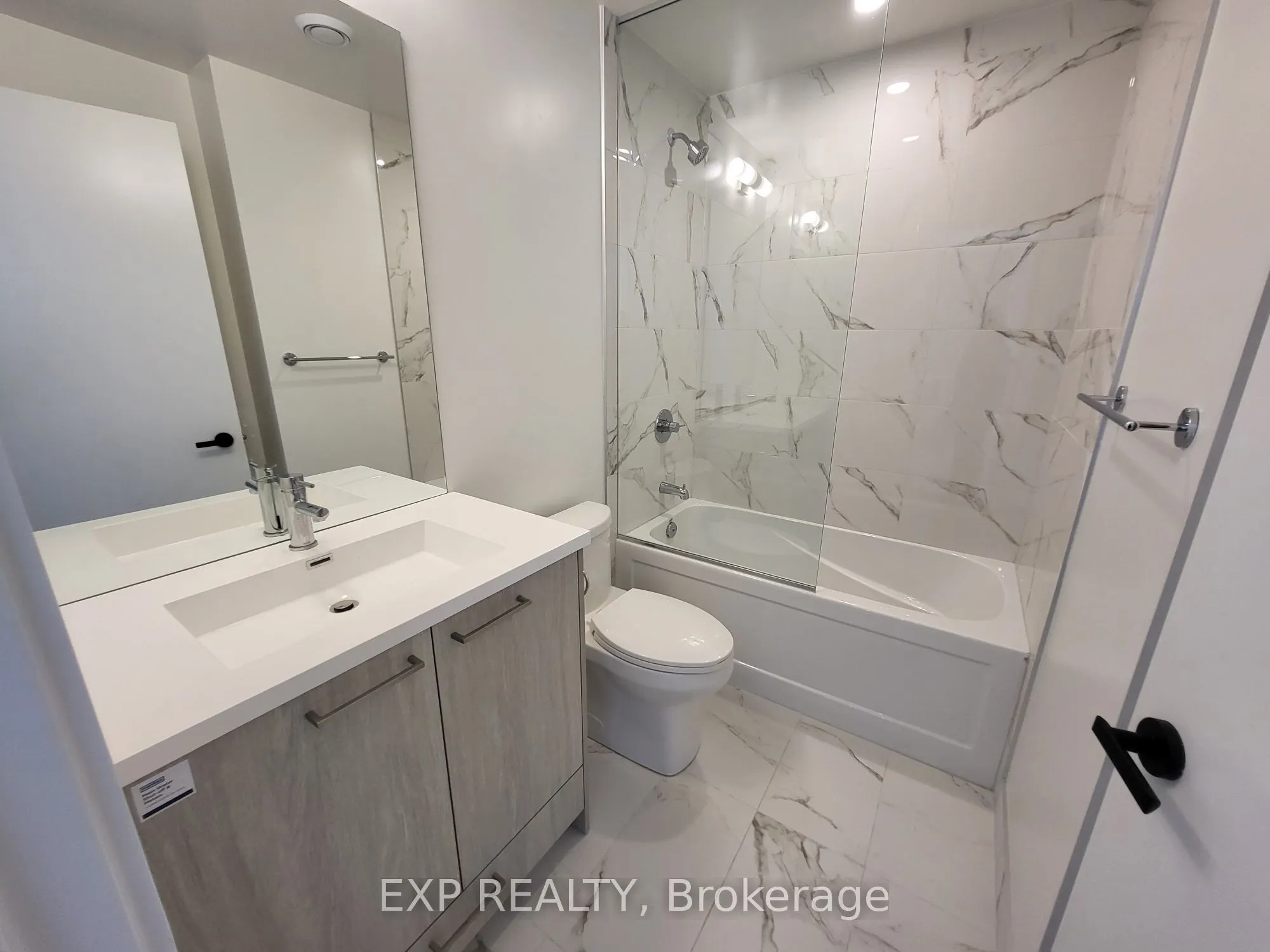 28 Interchange Way, #4501