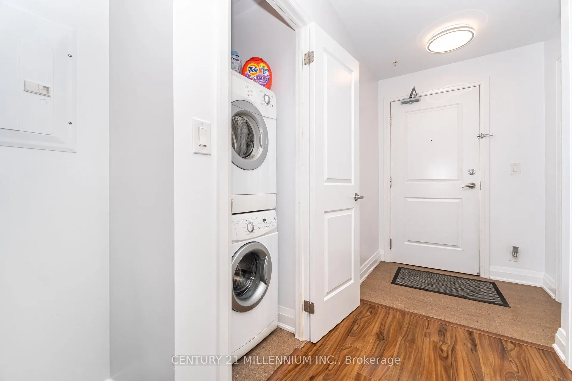 24 Woodstream Boulevard, #217