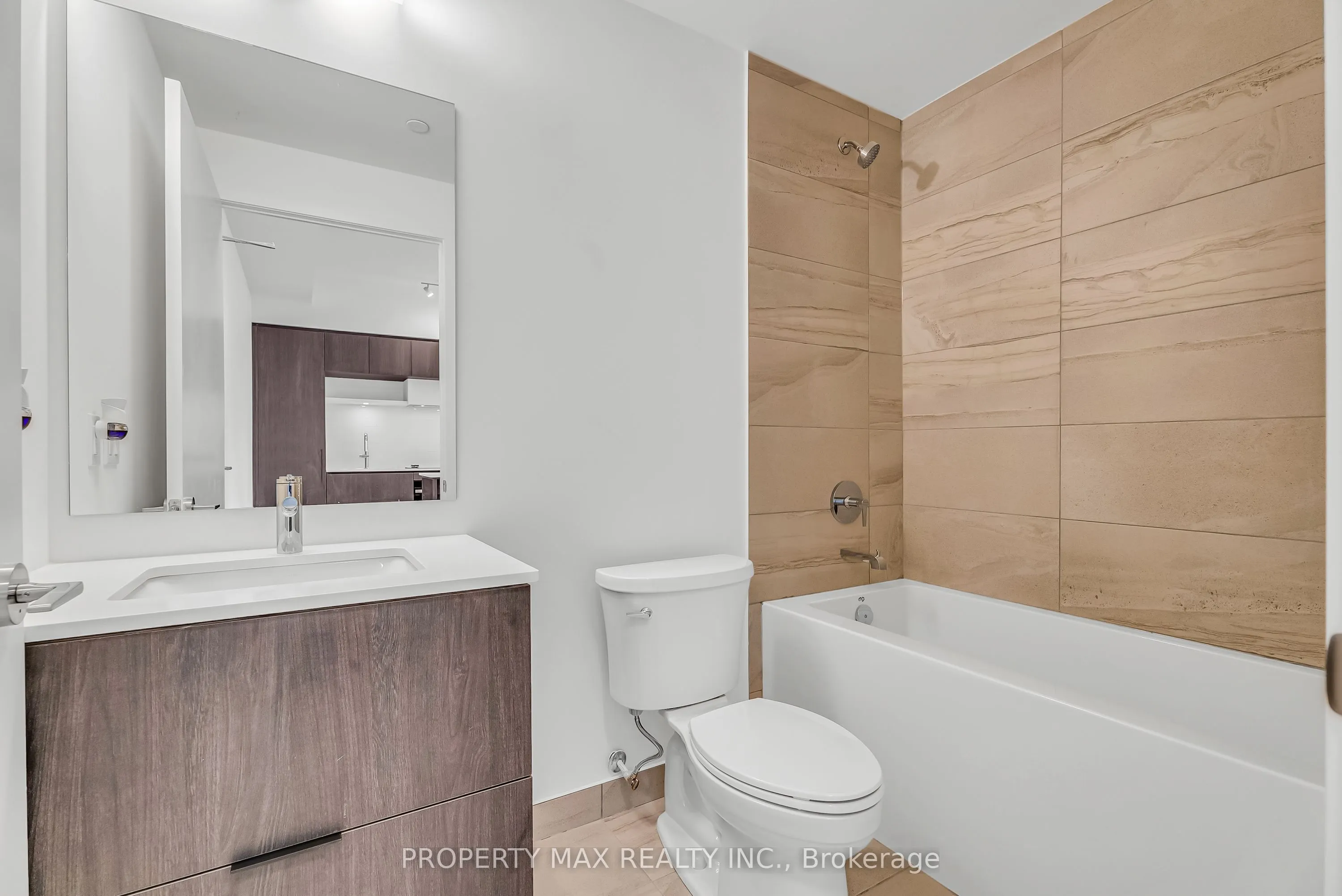 2 David Eyer Road, #1428