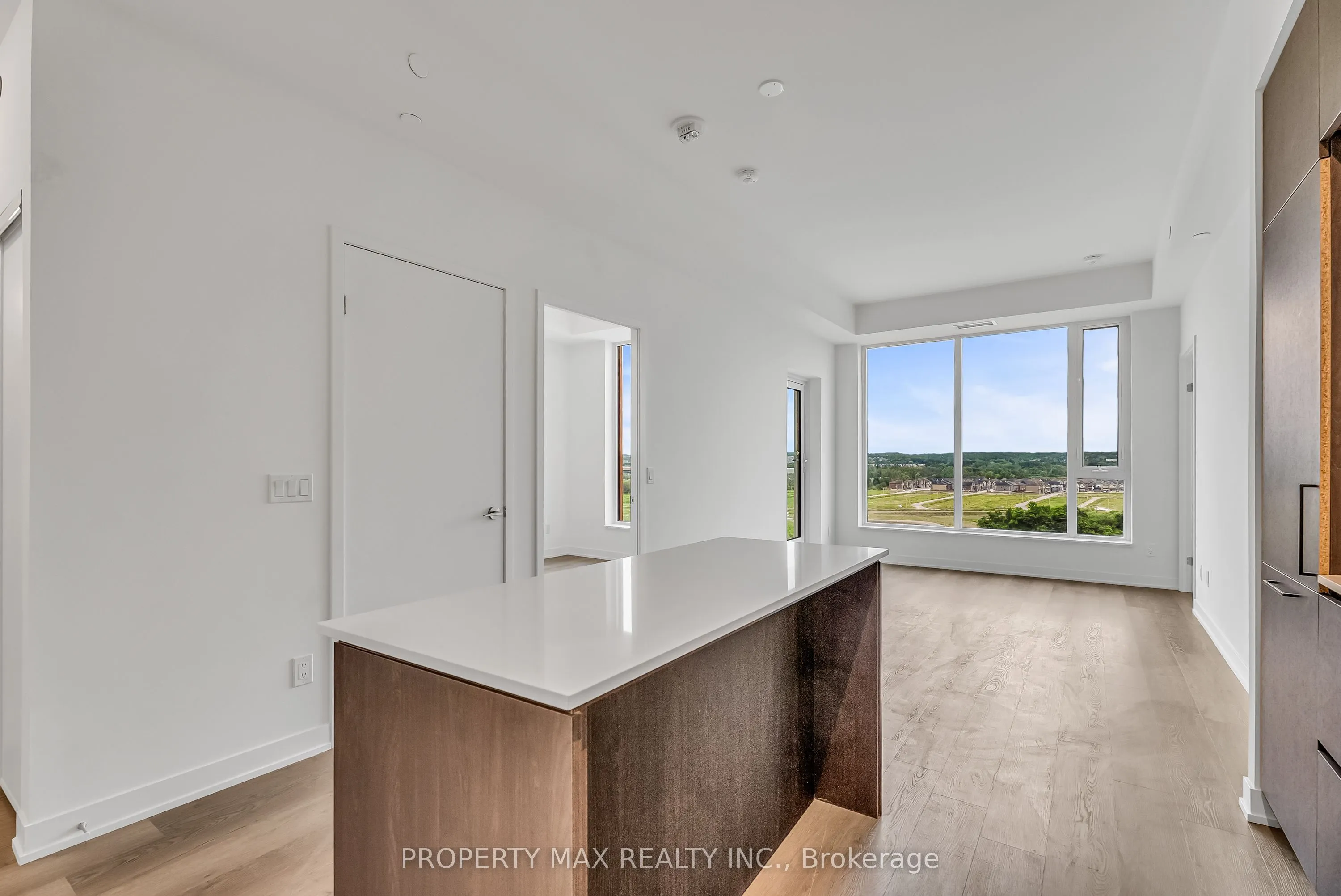 2 David Eyer Road, #1428