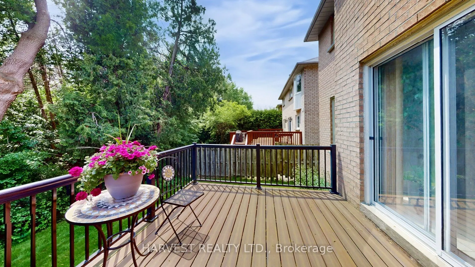57 Summitcrest Drive