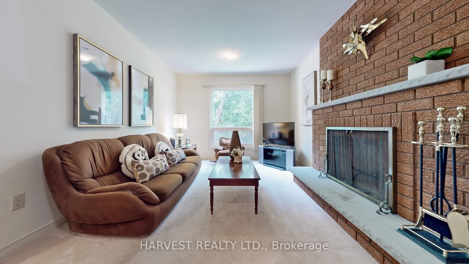 57 Summitcrest Drive