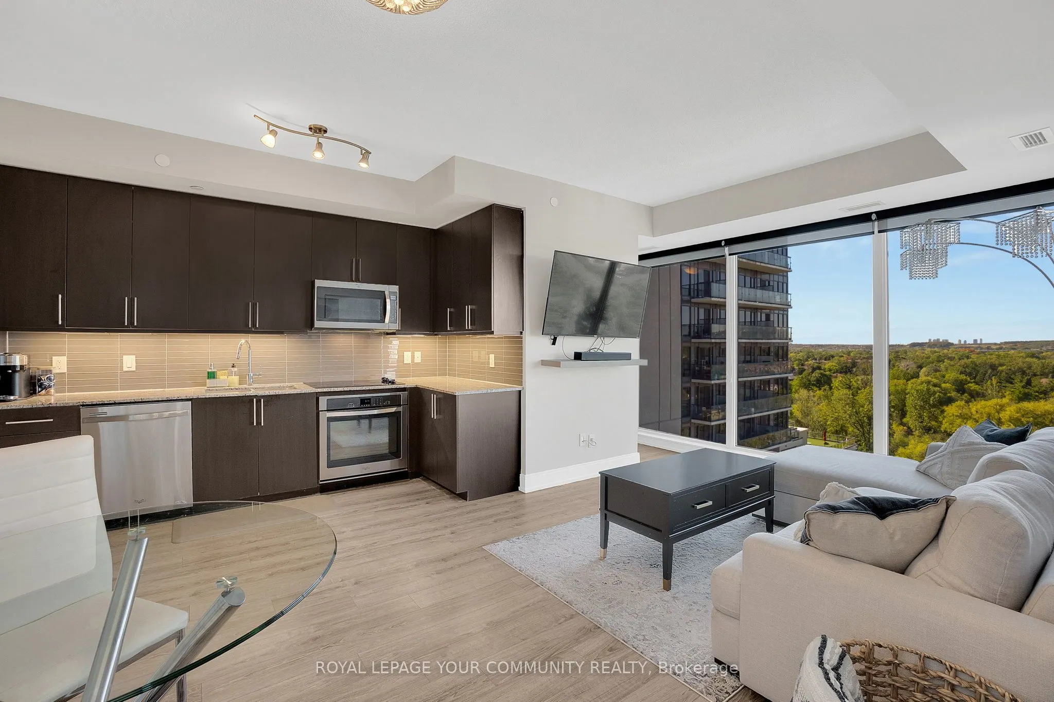 9600 Yonge Street, #1108