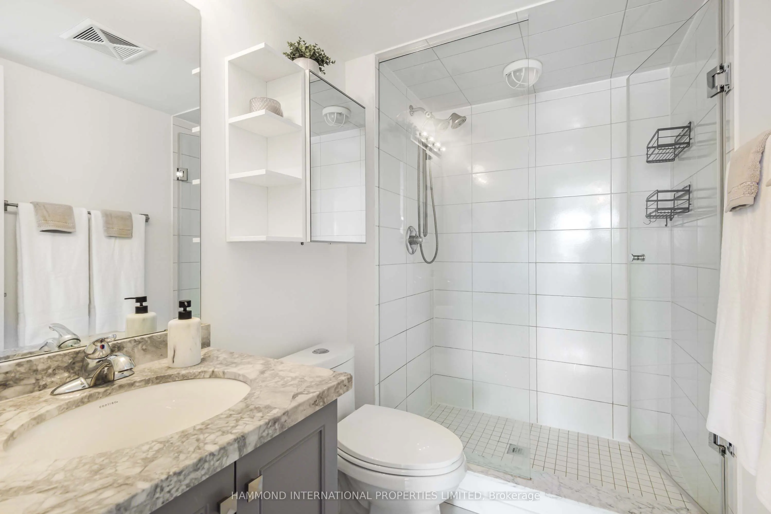 600 Alex Gardner Circle, #114