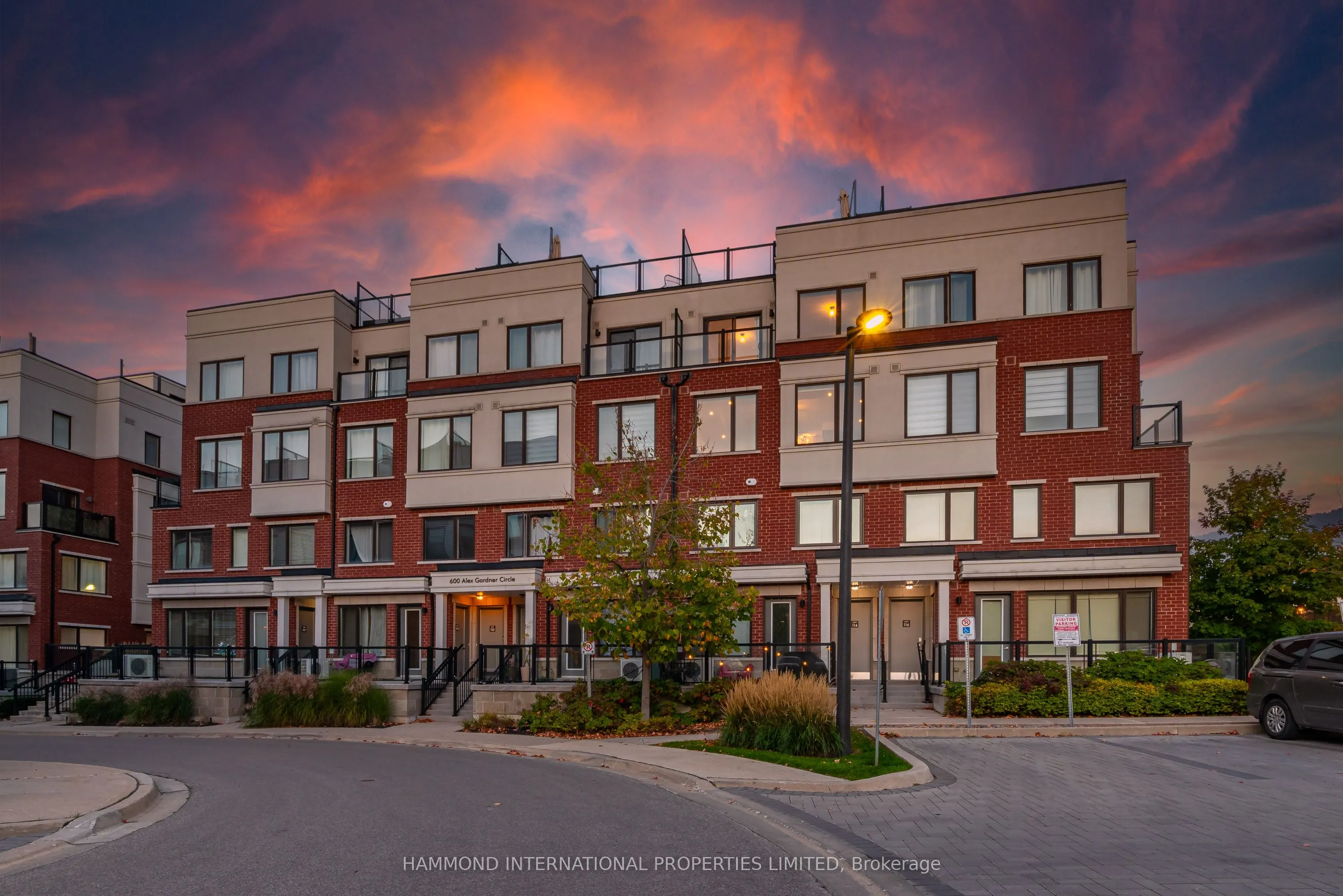 600 Alex Gardner Circle, #114
