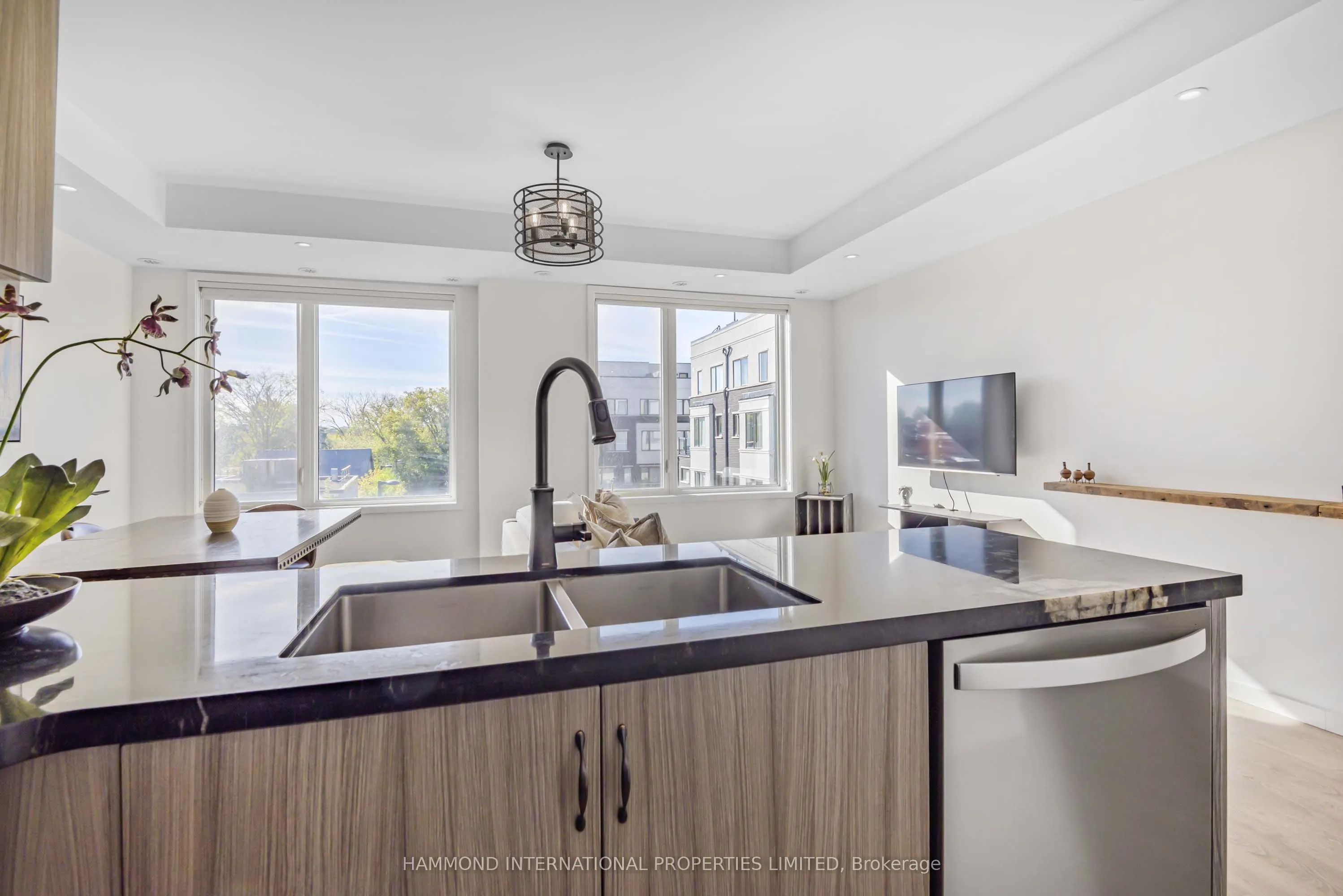 600 Alex Gardner Circle, #114
