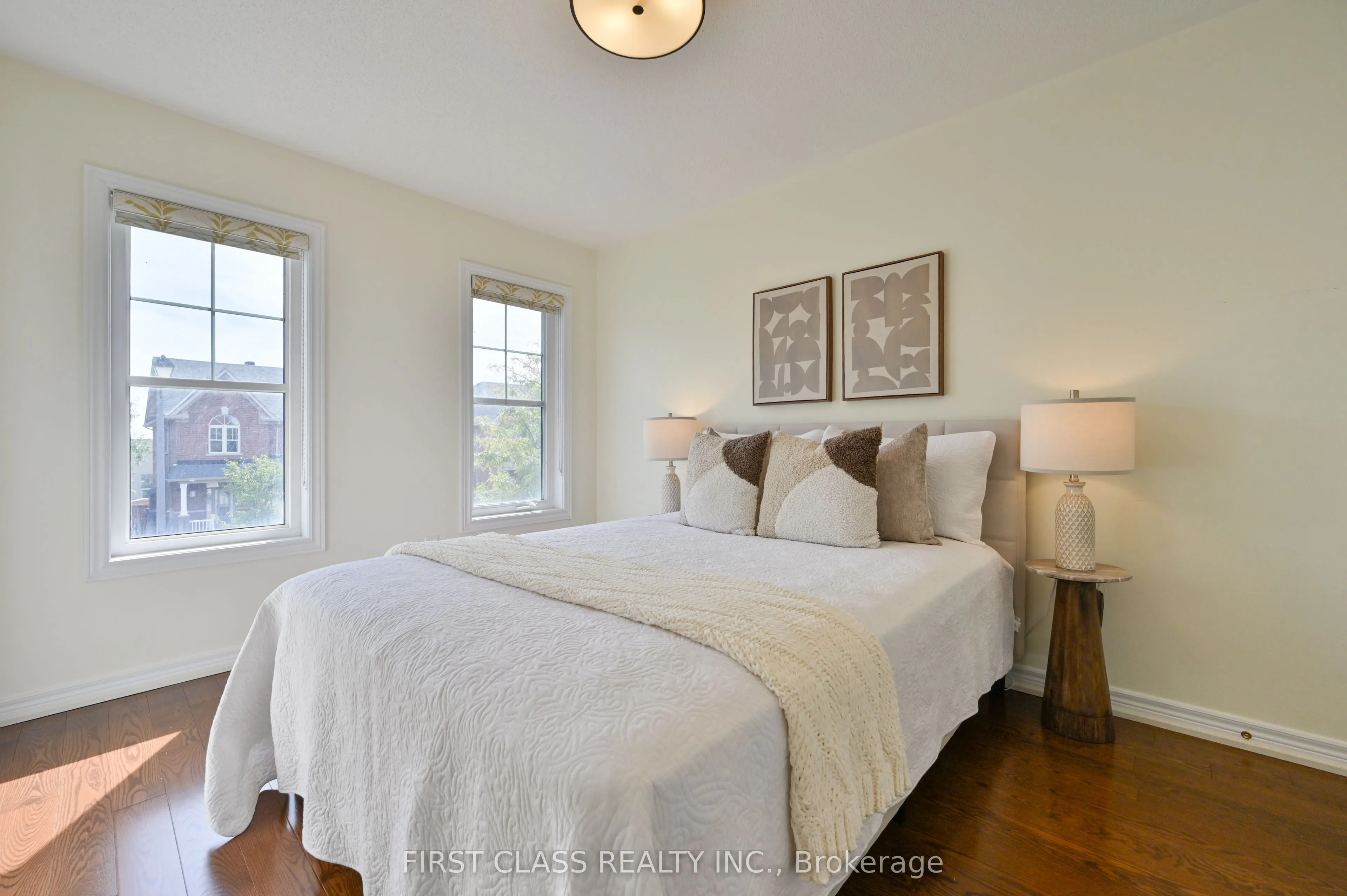 12 Princess Diana Drive
