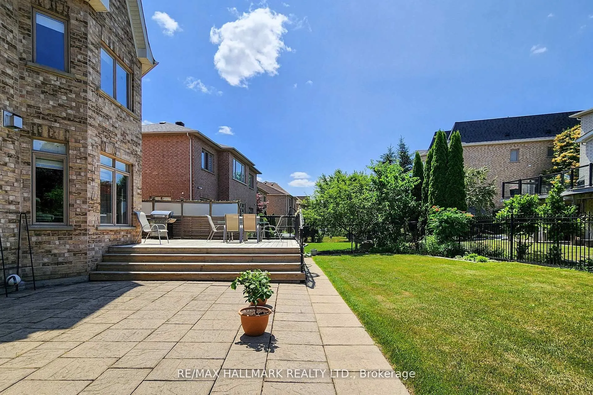 420 Paradelle Drive
