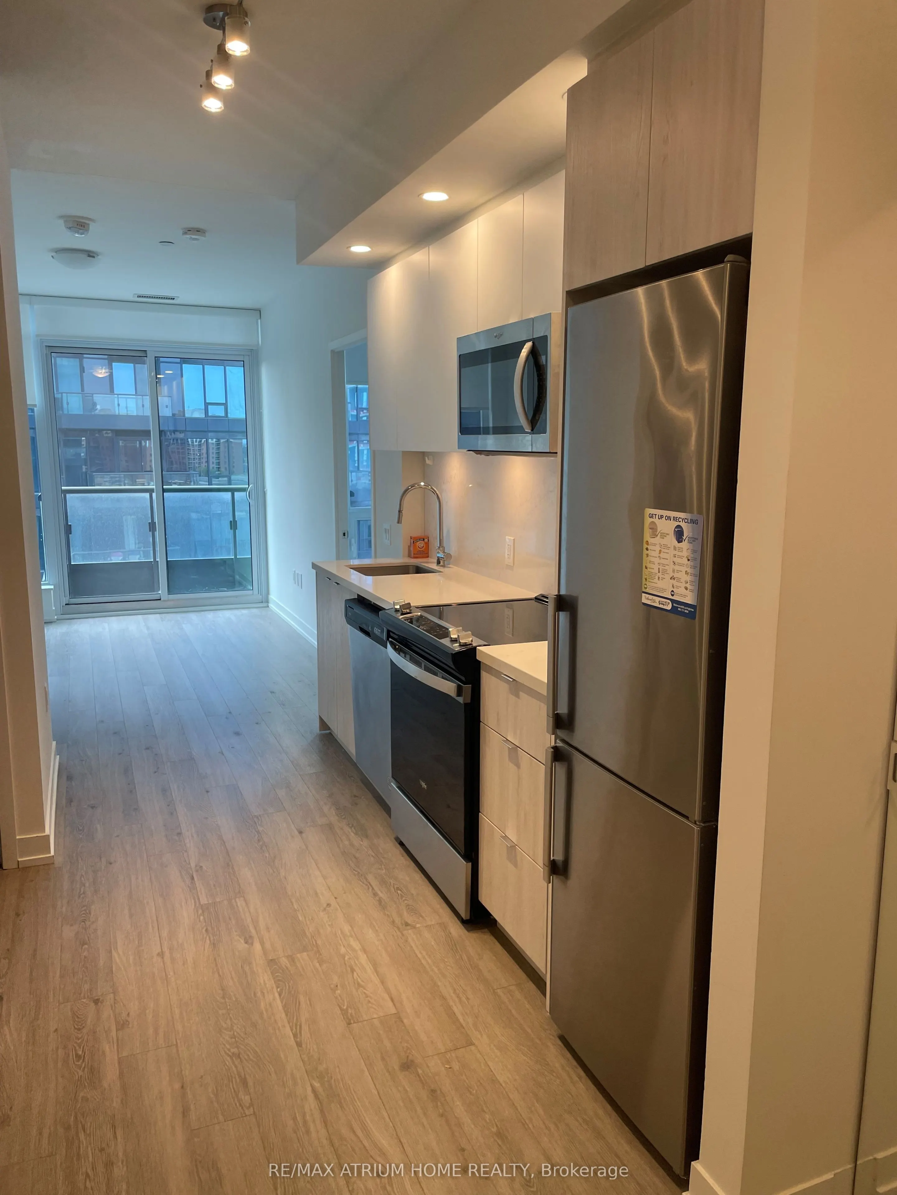 8868 Yonge Street, #1101