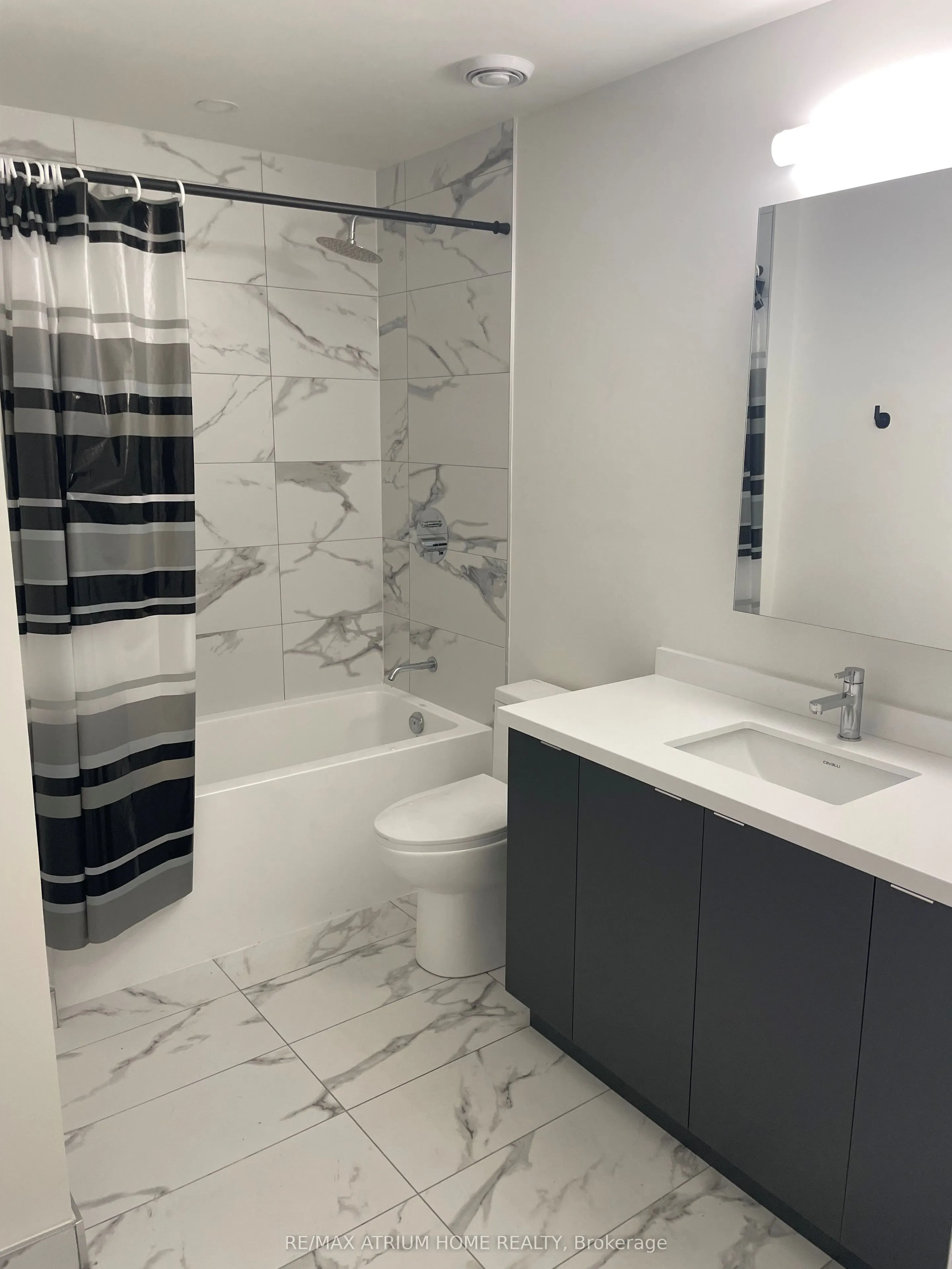 8868 Yonge Street, #1101
