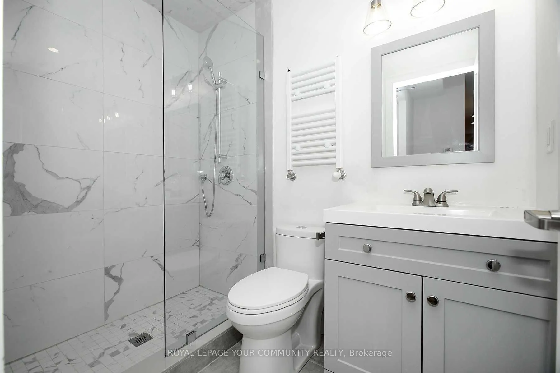 352 Main Street N, #2B