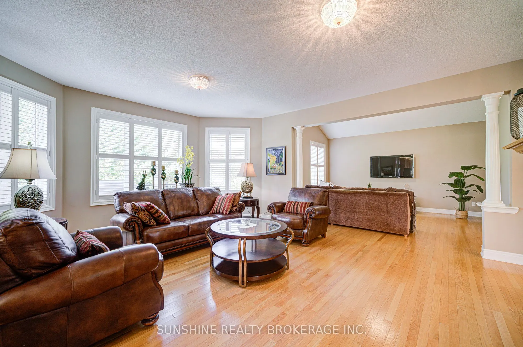 19 Aspen Leaf Court