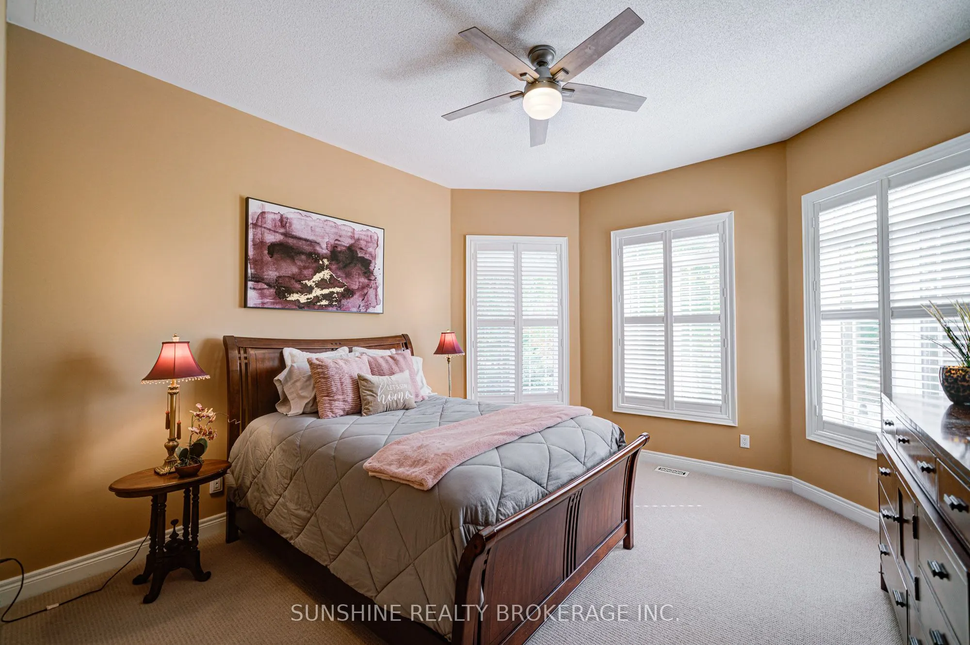 19 Aspen Leaf Court