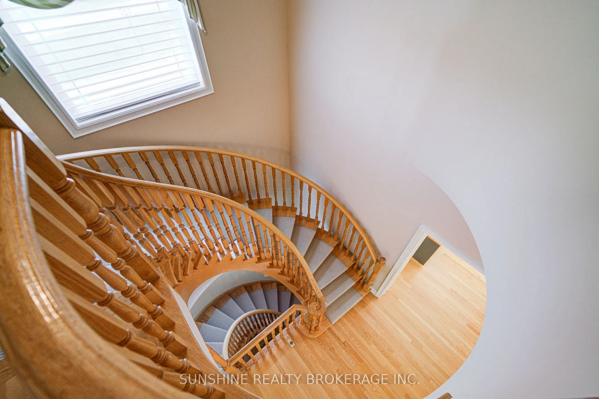 19 Aspen Leaf Court