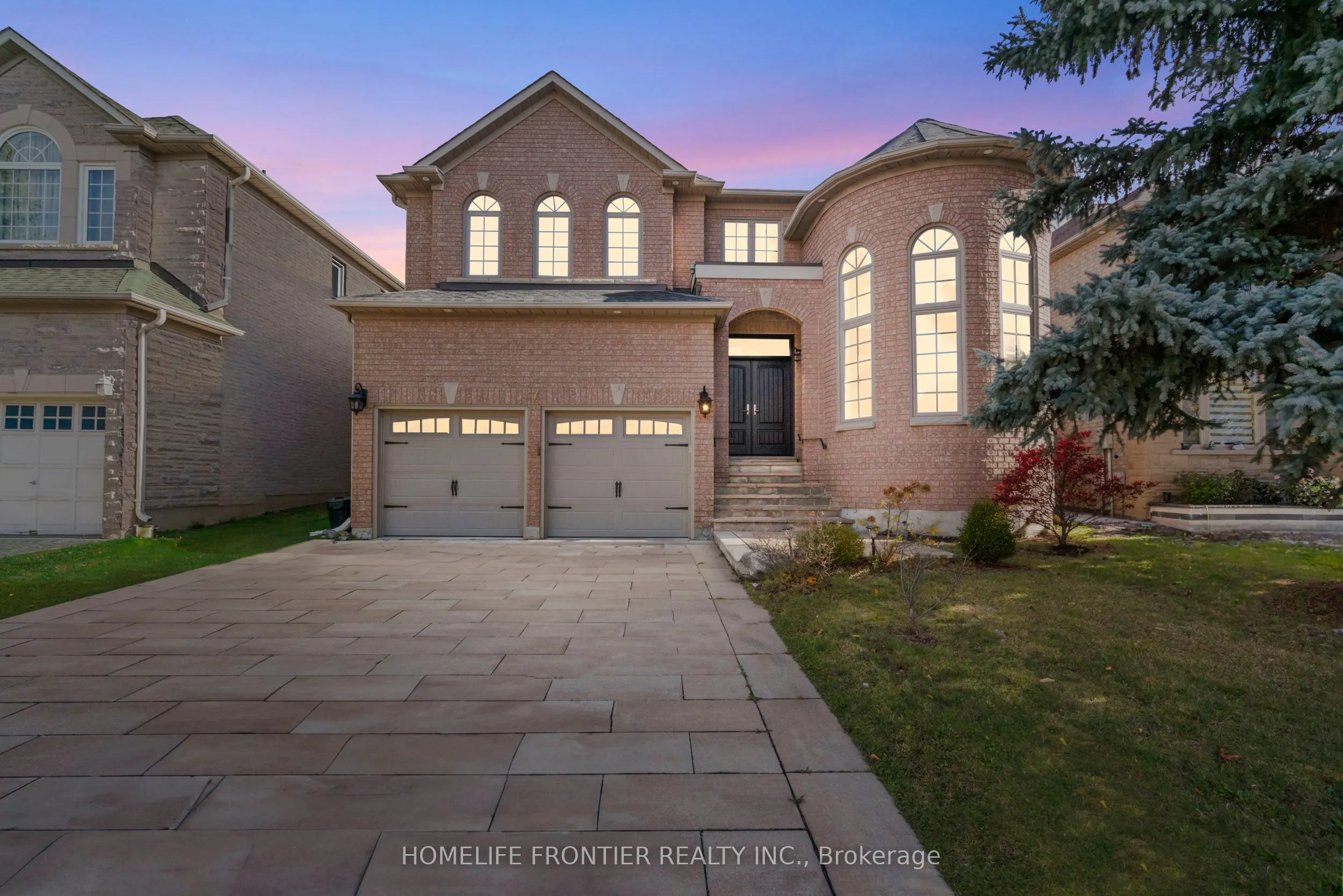 7 Edenbrook Crescent