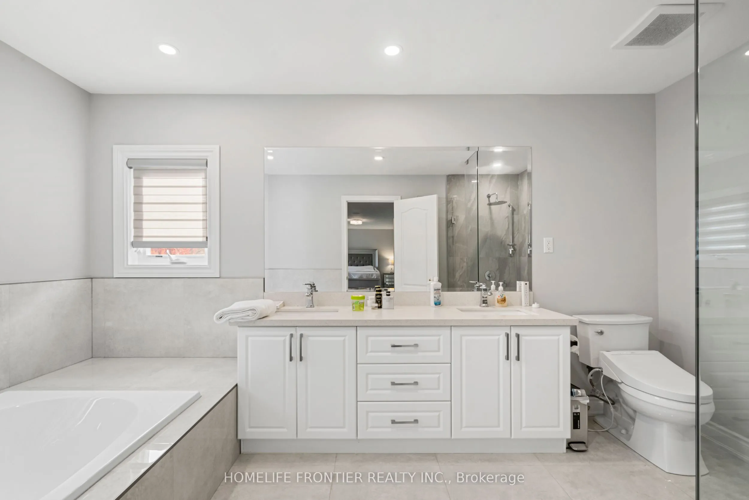 7 Edenbrook Crescent