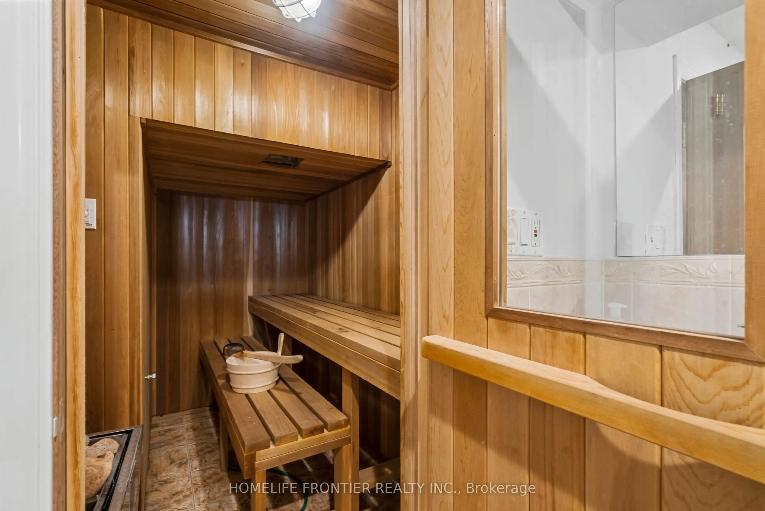 7 Edenbrook Crescent