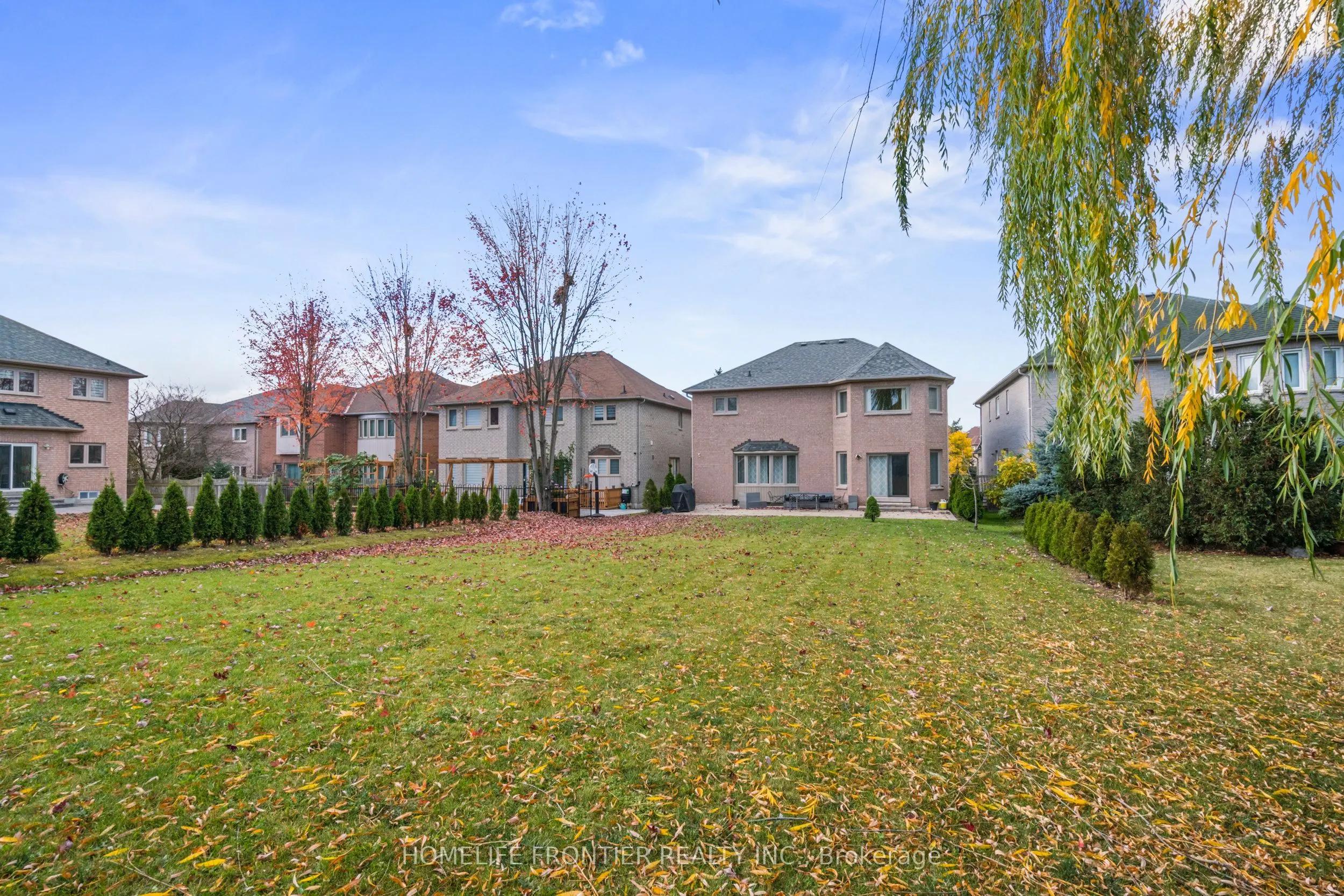 7 Edenbrook Crescent