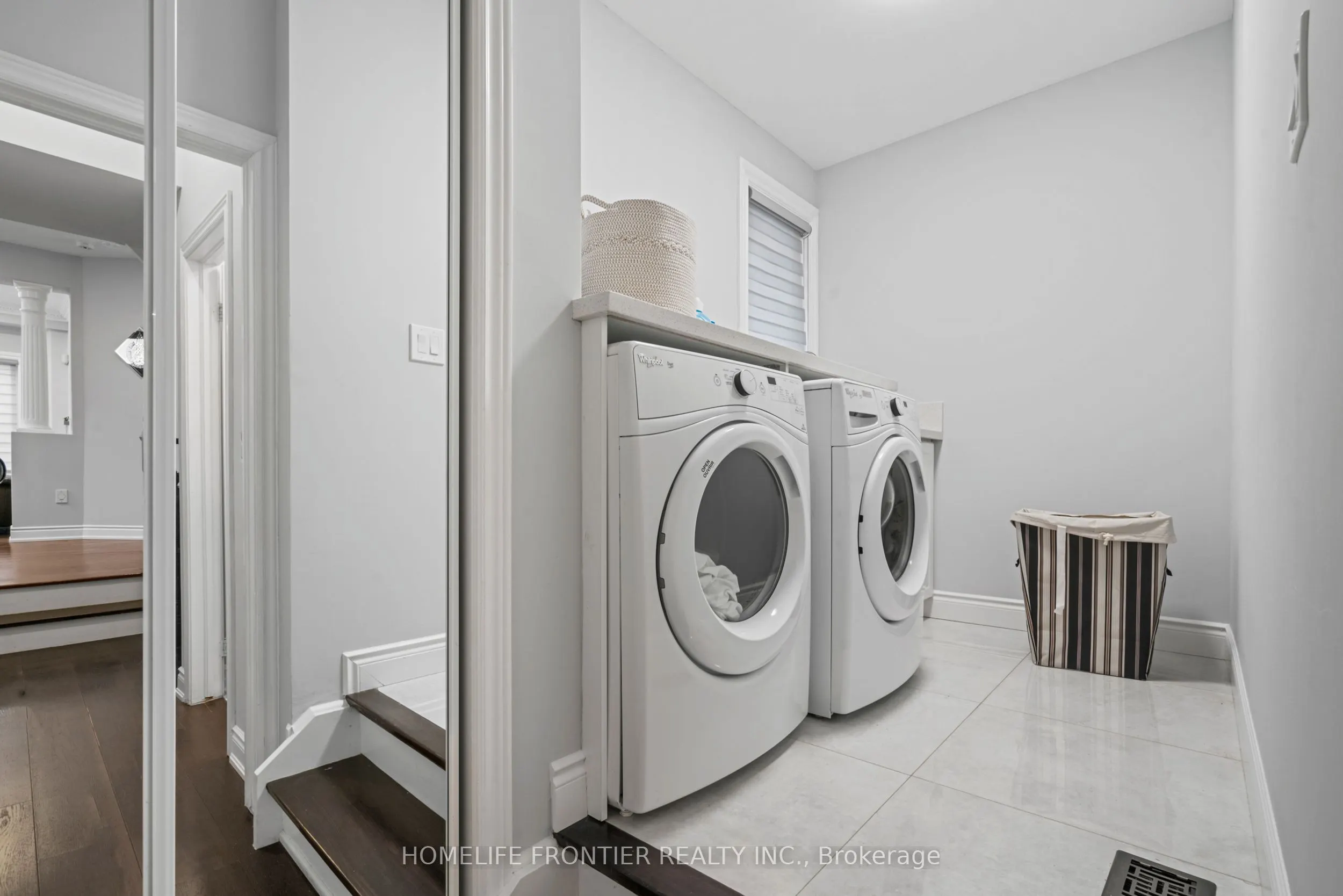 7 Edenbrook Crescent