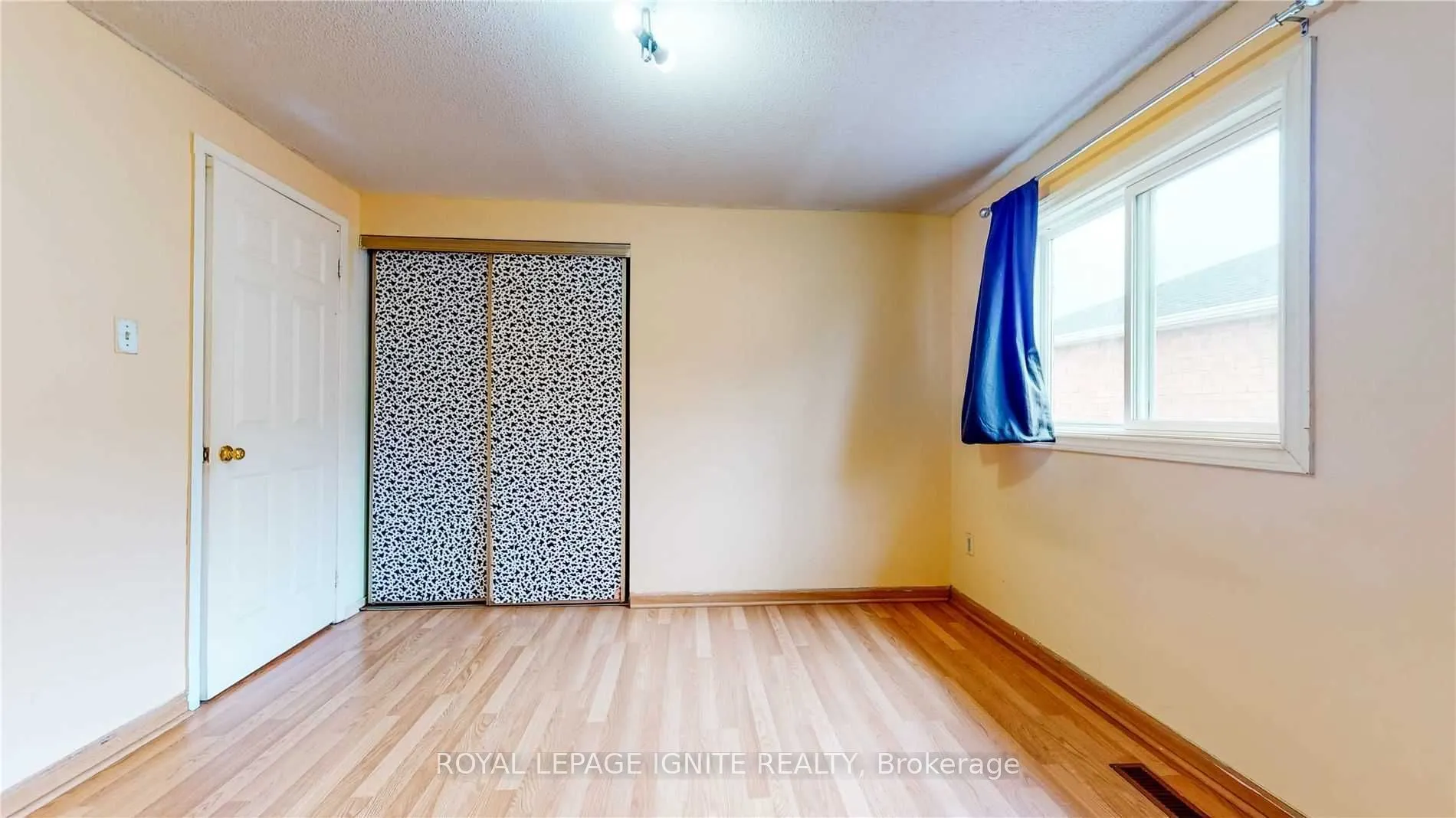 11 James Edward Drive