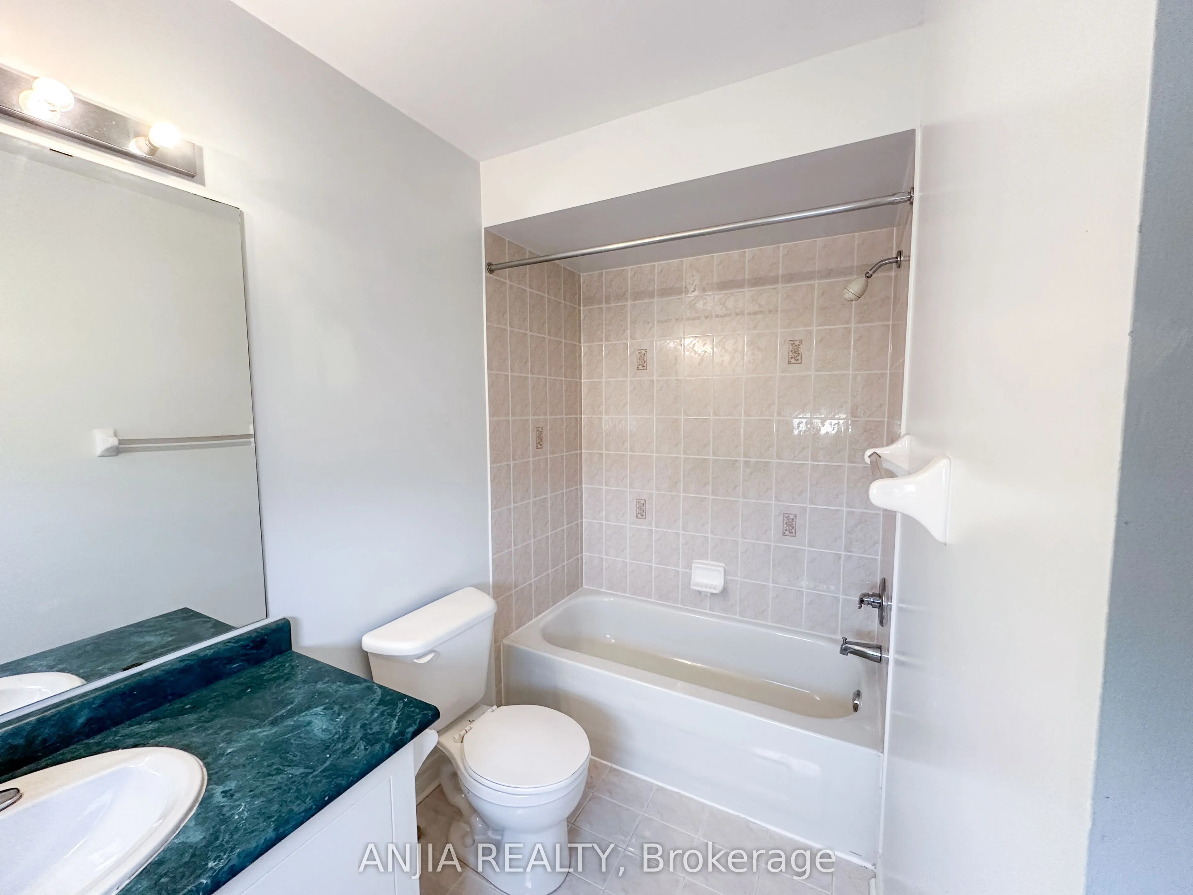 18 Balmano Road, #Upper