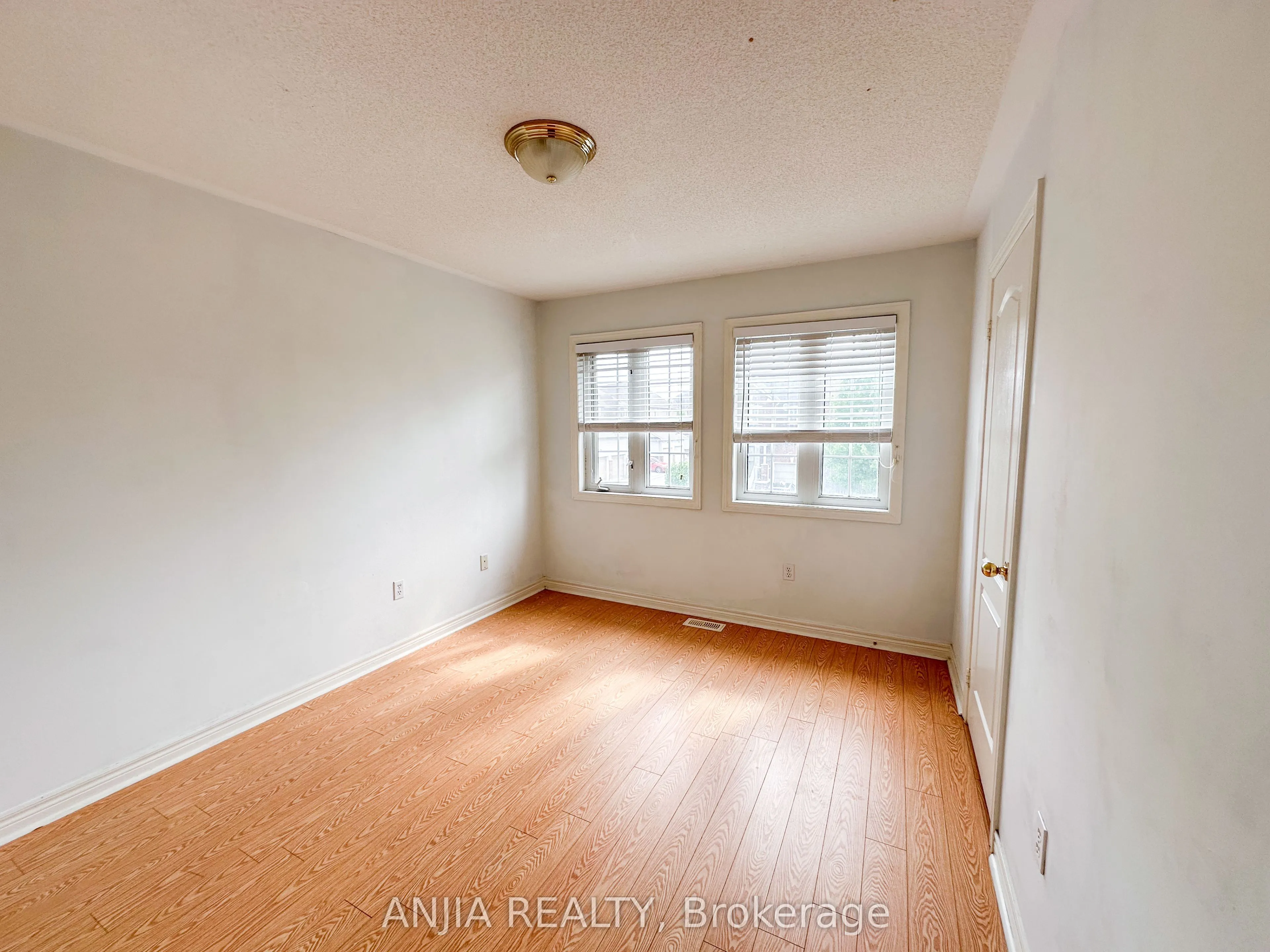 18 Balmano Road, #Upper