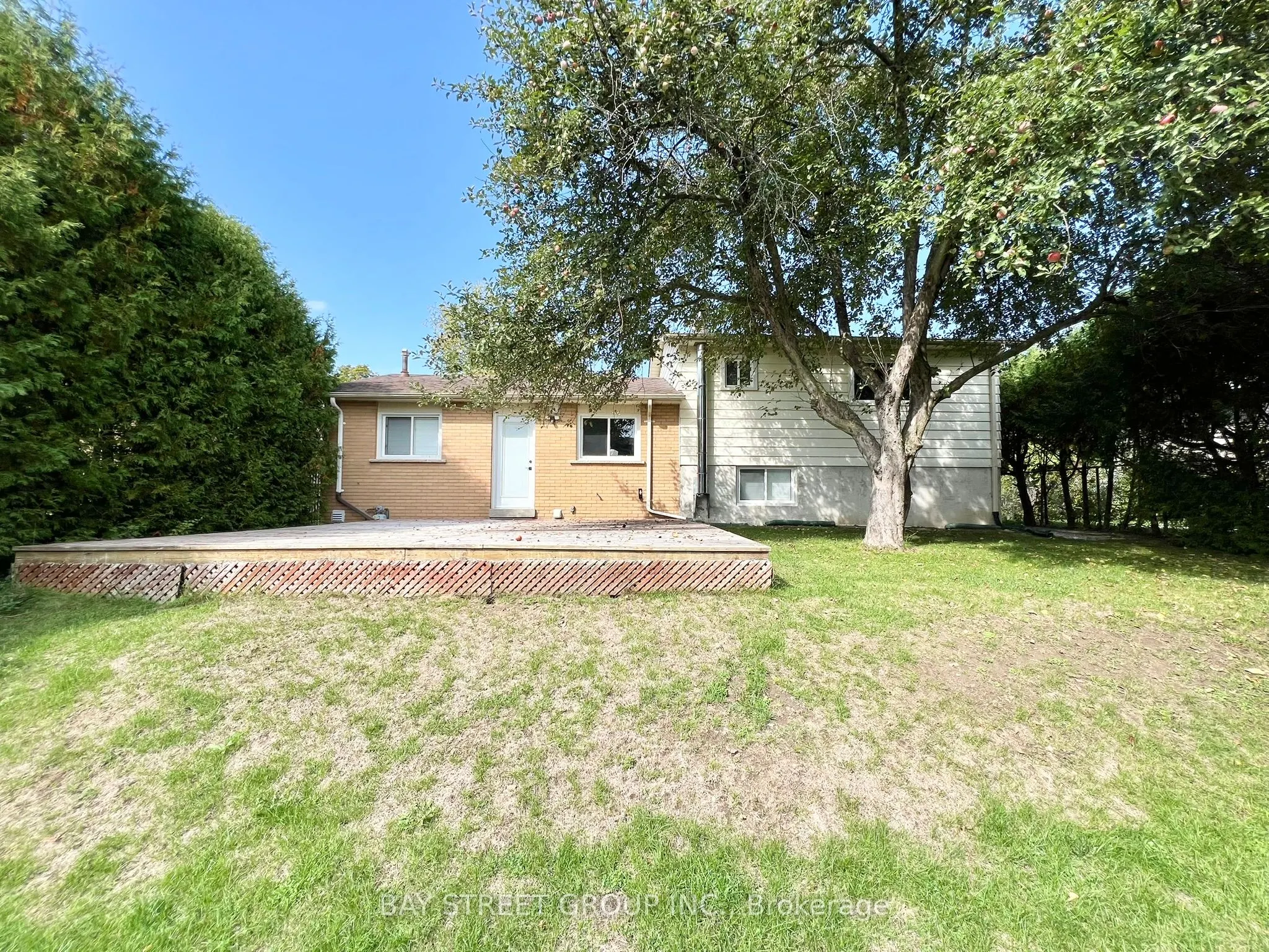 93 Parkway Avenue