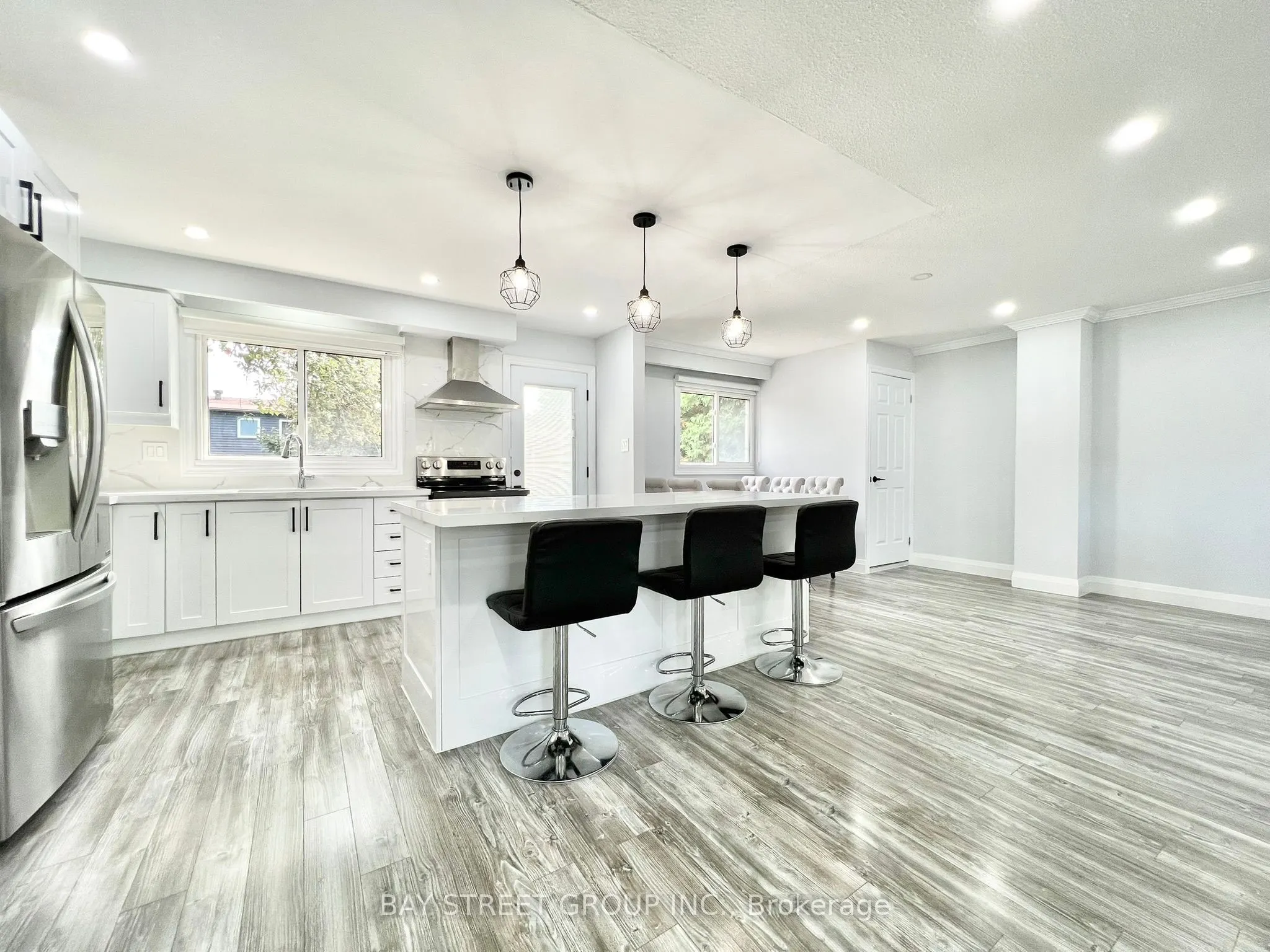 93 Parkway Avenue