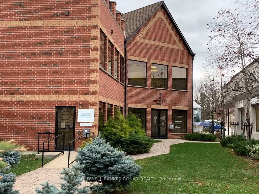 39 Victoria Street E, #205-1